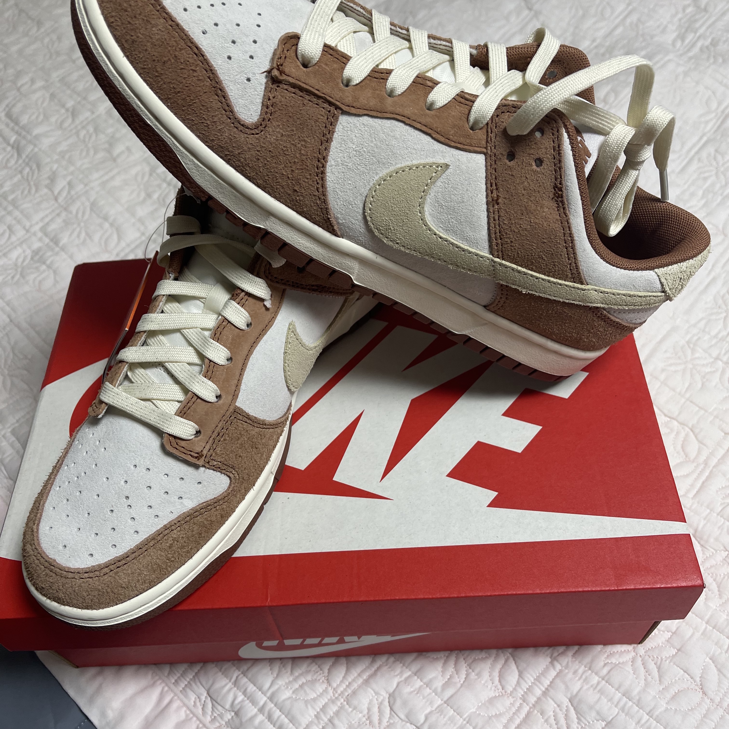 Nike Dunk Low Pro Premium Medium Curry 착용 스타일