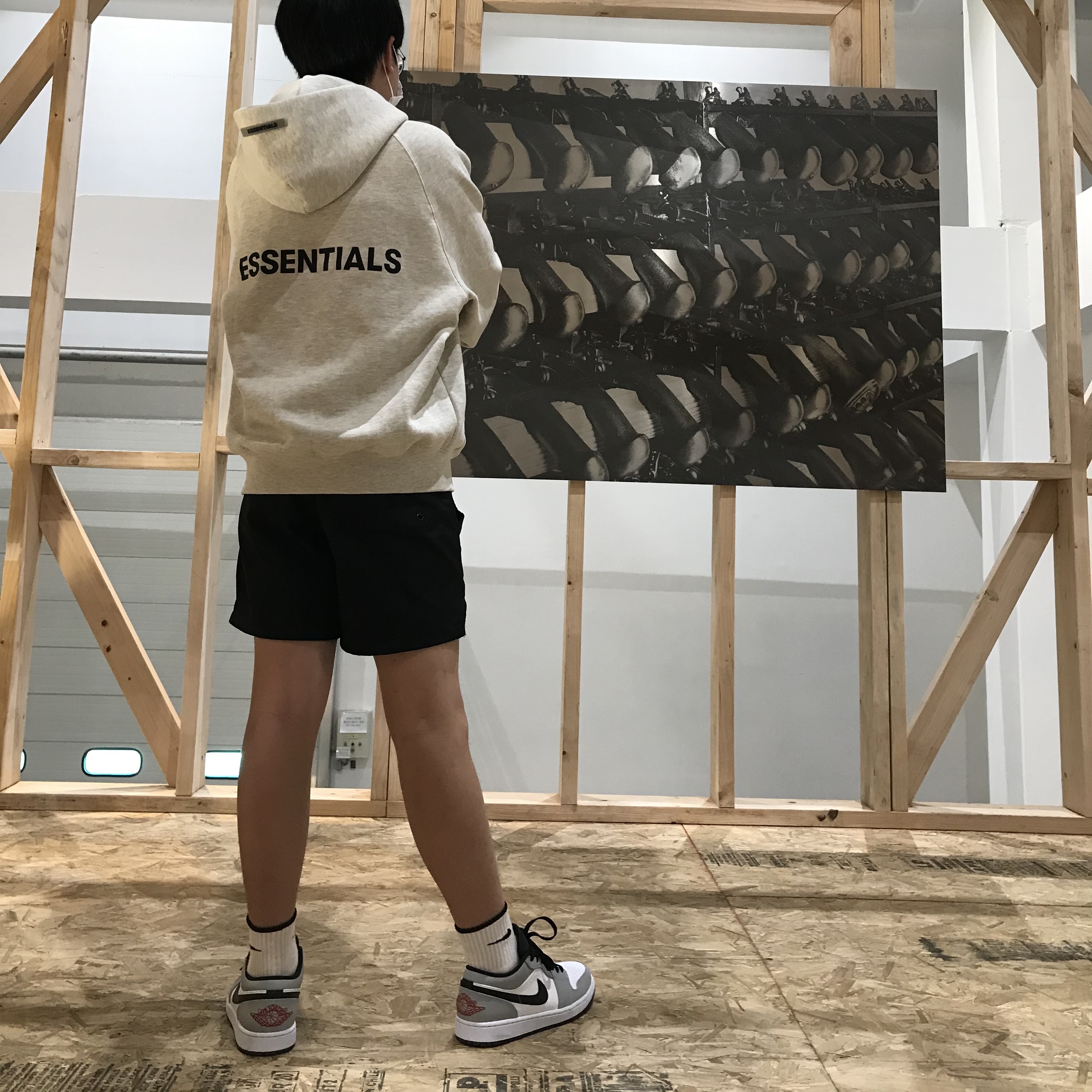 Jordan 1 Low Light Smoke Grey, Essentials 3D Silicon Applique Full Zip Up Hoodie Oatmeal Heather - 20SS 착용 스타일 - 2
