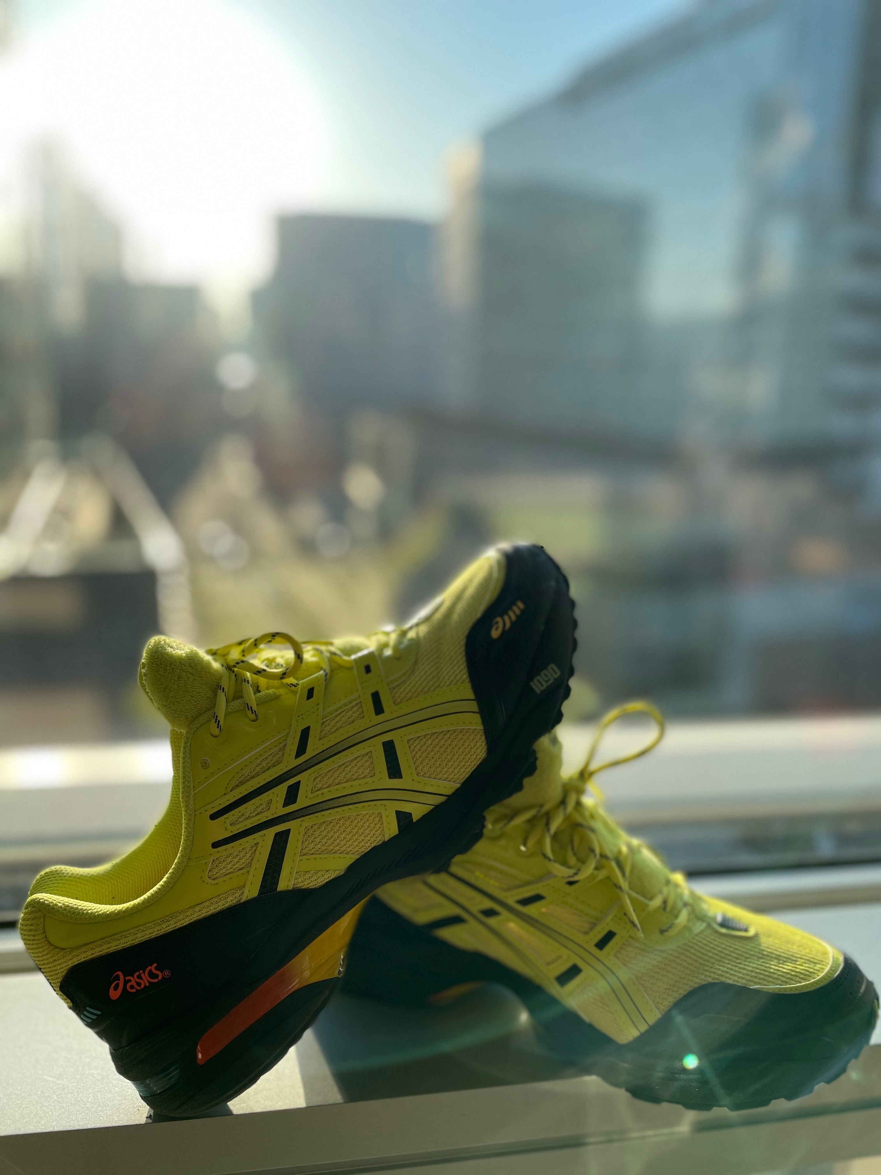 Asics x IAB Studio Gel-1090 Lime 착용 스타일 - 1