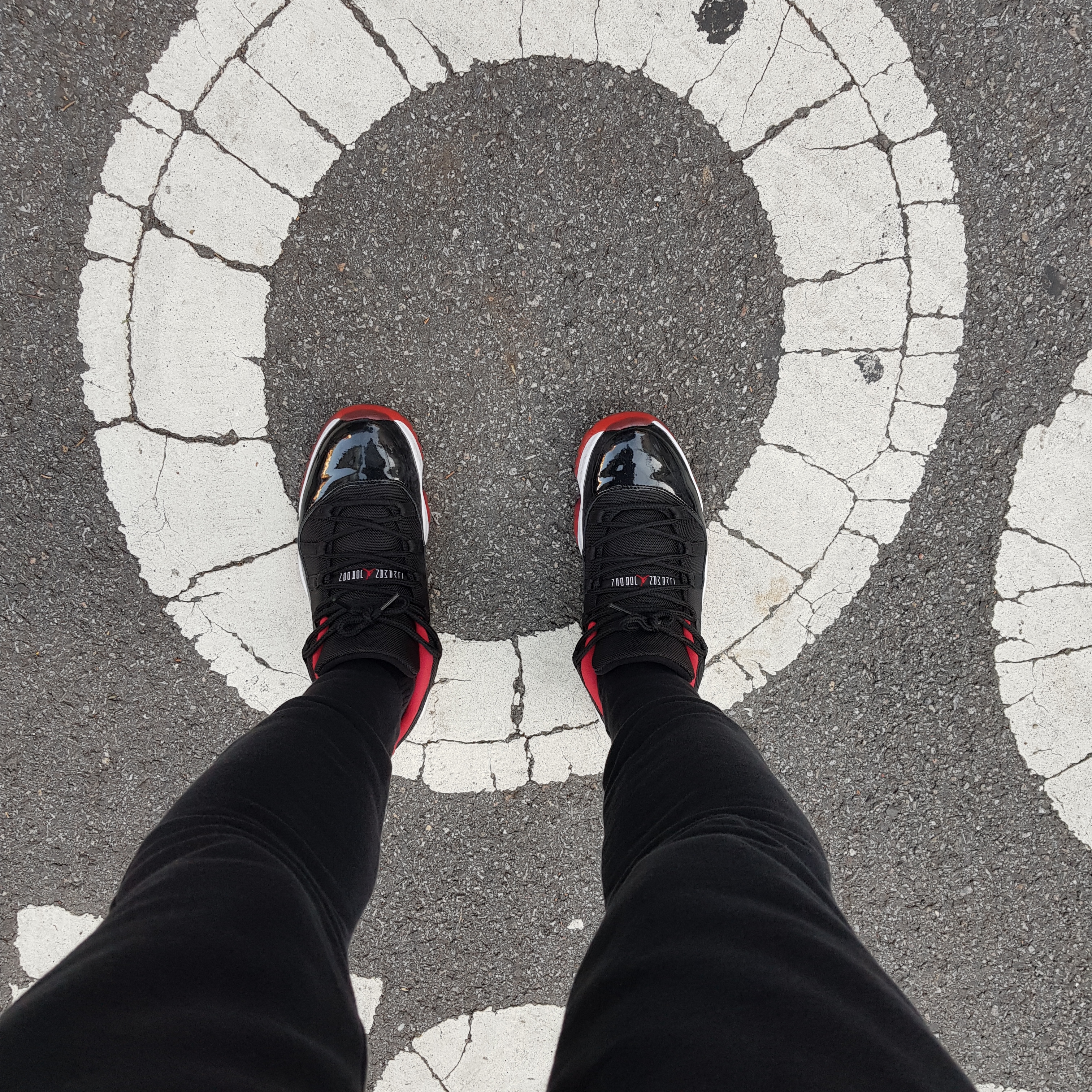 Jordan 11 Retro Low Bred 착용 스타일