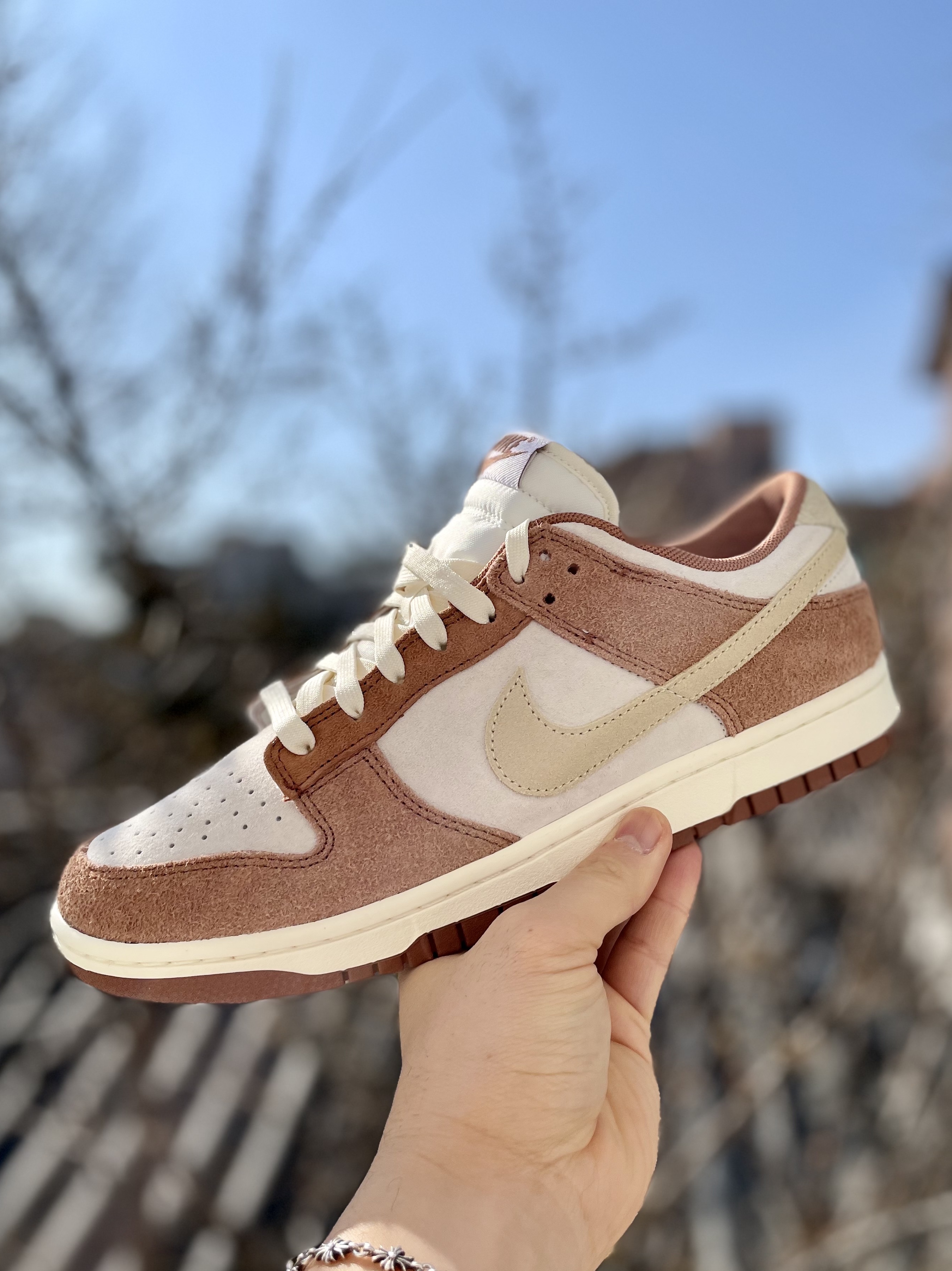 Nike Dunk Low Pro Premium Medium Curry 착용 스타일
