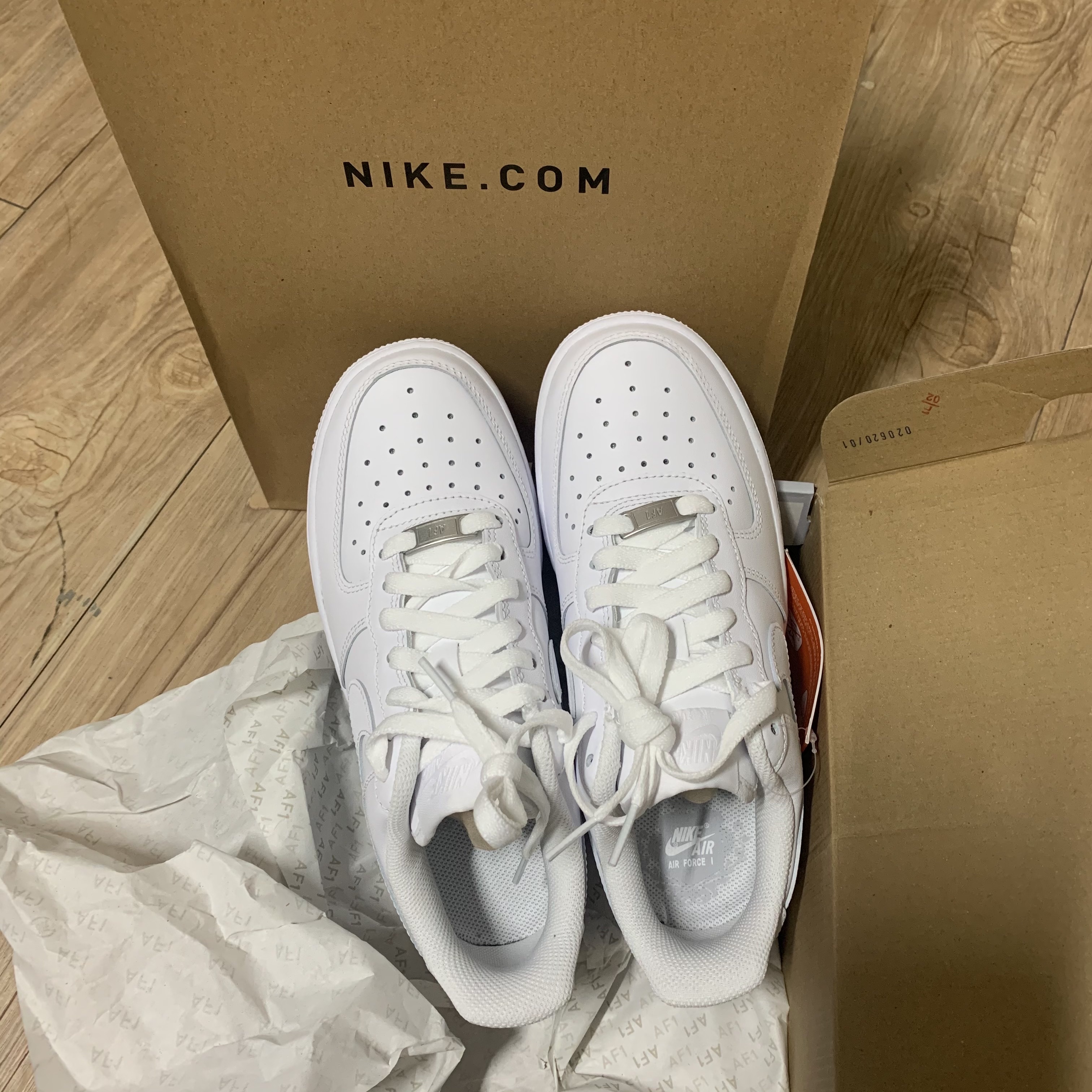 Nike Air Force 1 '07 Low White 착용 스타일