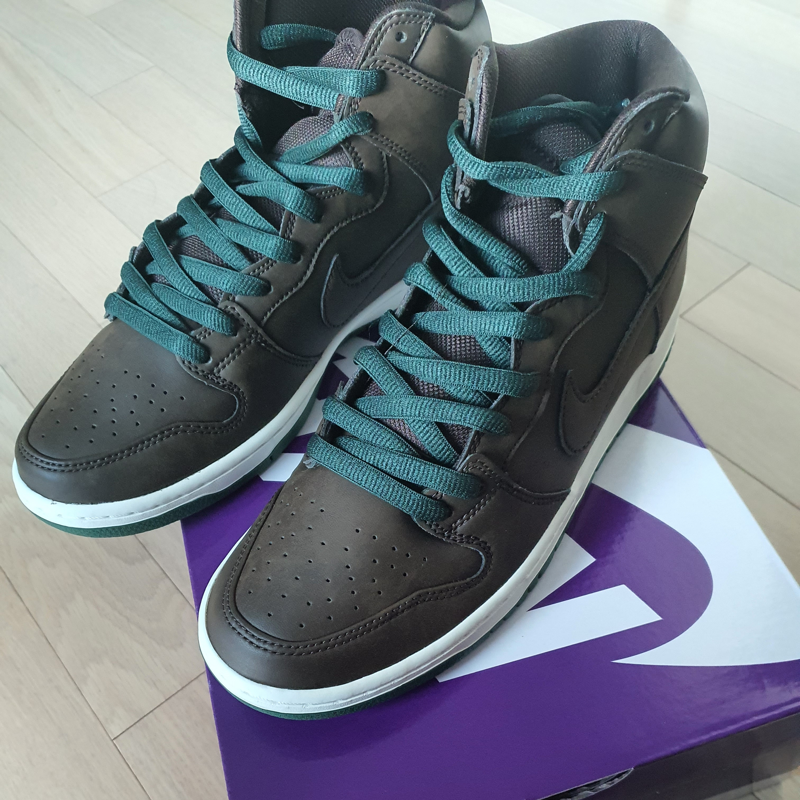 Nike SB Dunk High Pro Baroque Brown 착용 스타일