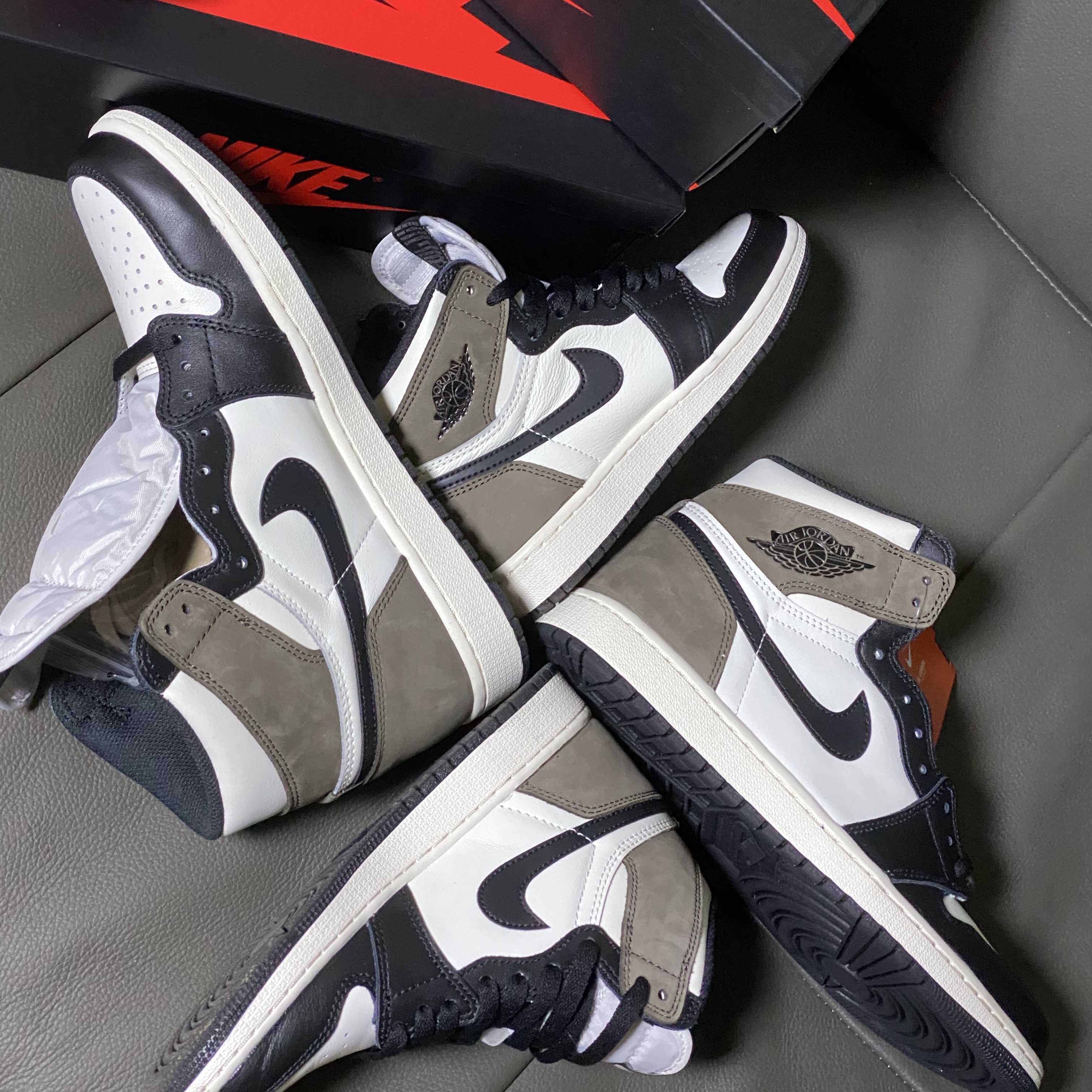Jordan 1 Retro High OG Black Mocha, (GS) Jordan 1 Retro High OG Black Mocha 착용 스타일