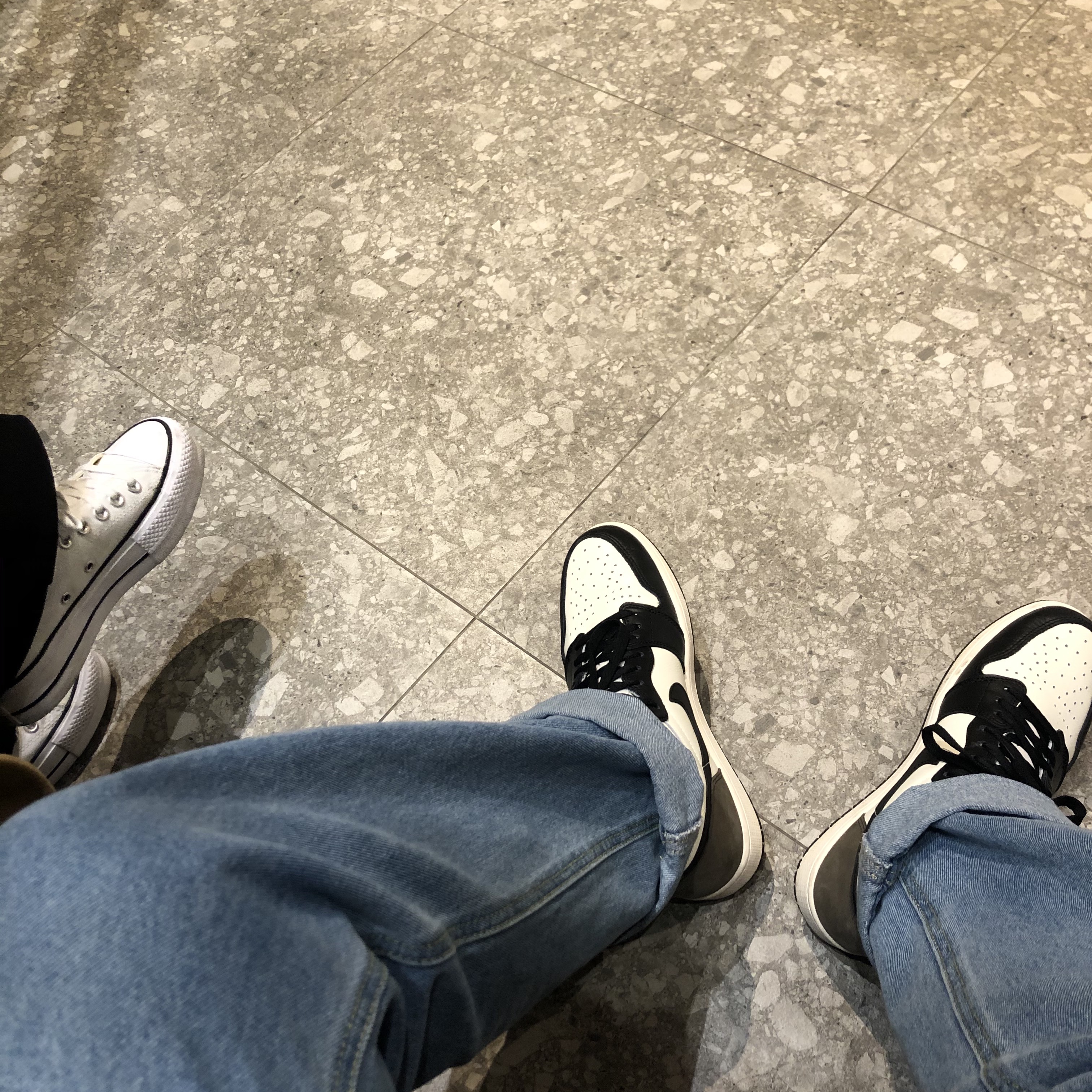 Jordan 1 Retro High OG Black Mocha 착용 스타일