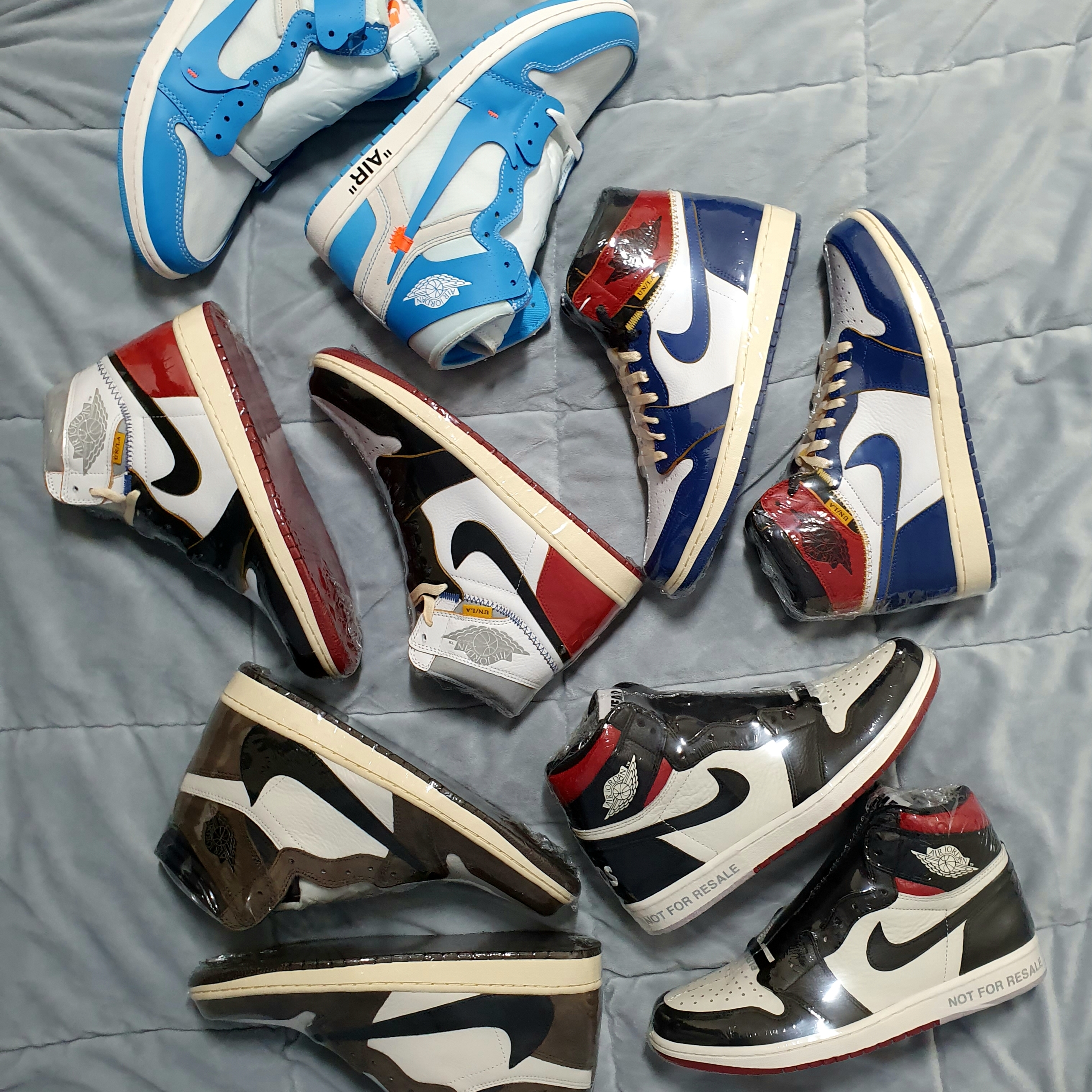 Jordan 1 x Off-White Retro High University Blue, Jordan 1 x Travis Scott Retro High OG SP Mocha 착용 스타일 - 2