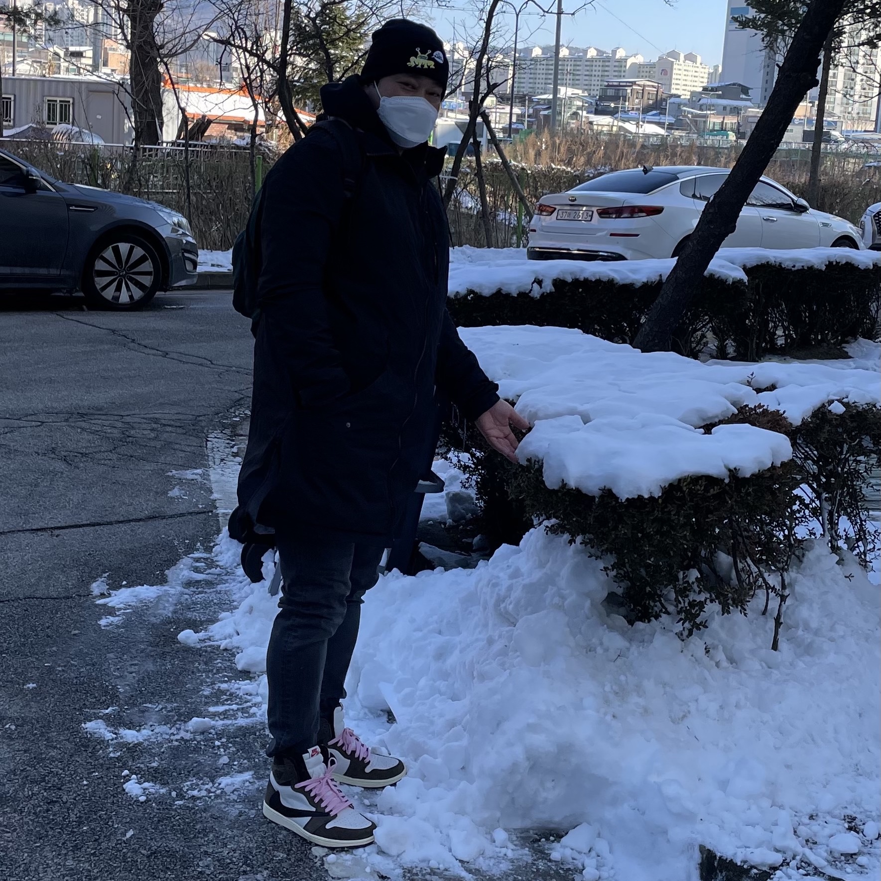 Jordan 1 x Travis Scott Retro High OG SP Mocha 착용 스타일