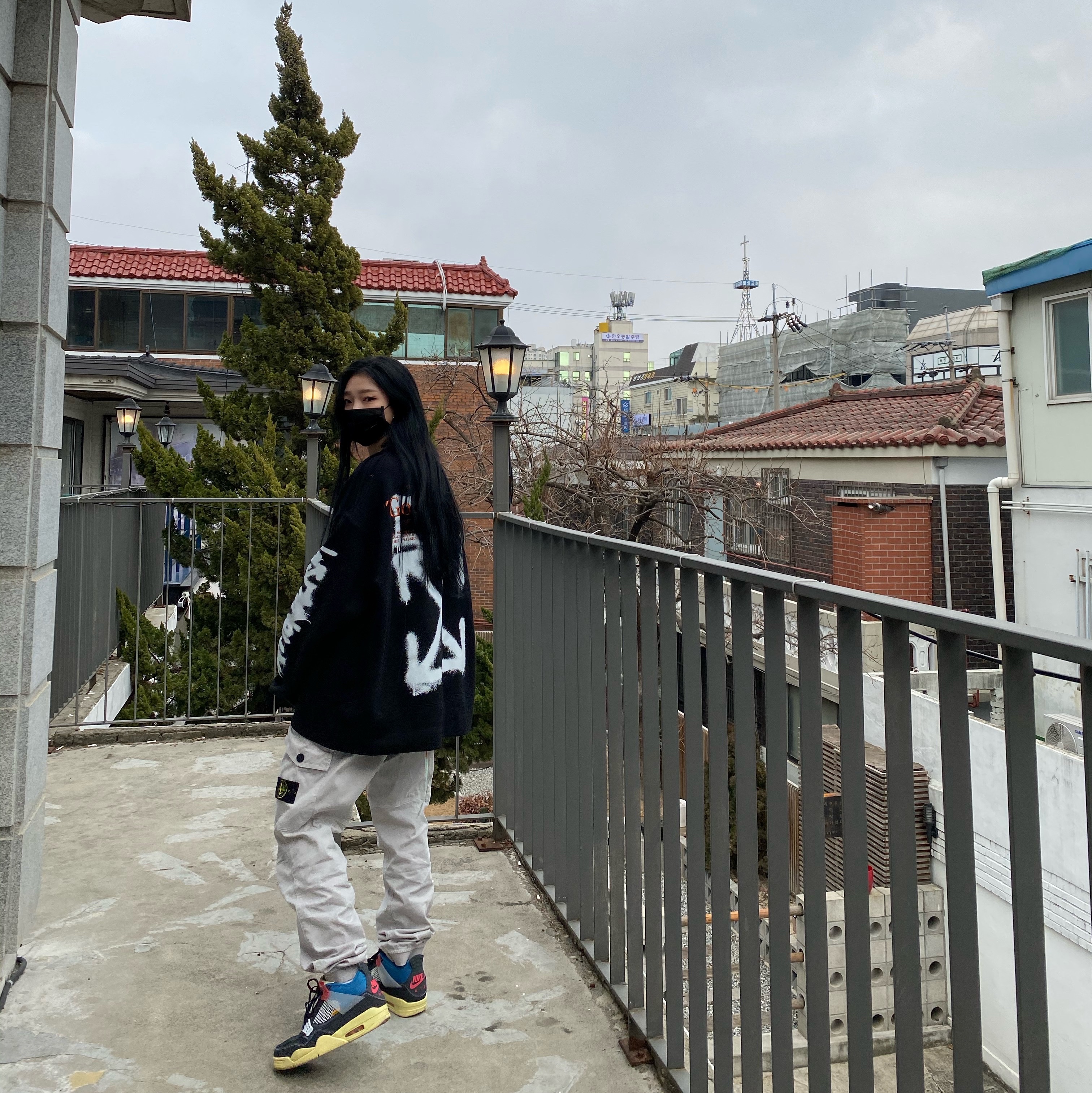 Jordan 4 x Union Retro Off Noir 착용 스타일