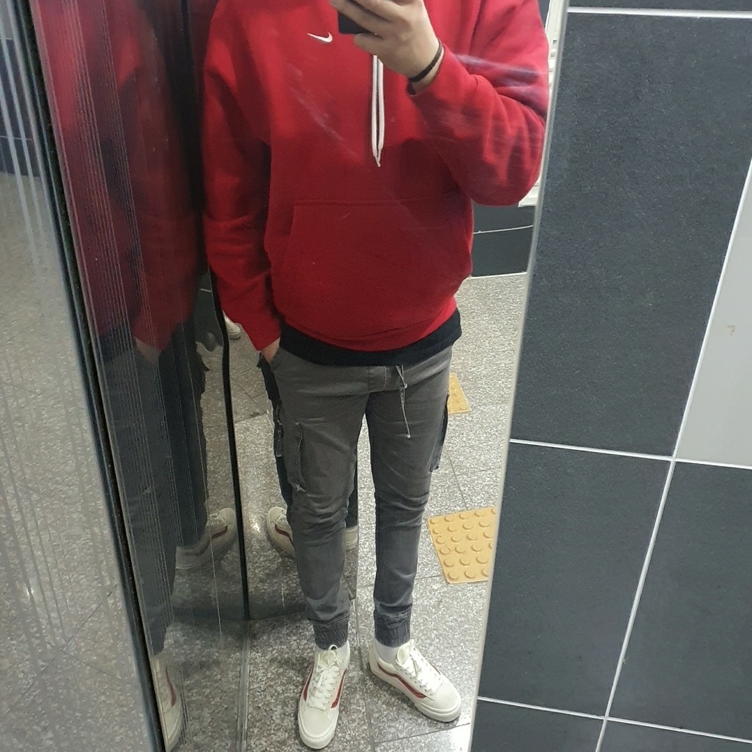 Vans Style 36 Marshmallow Racing Red, Nike M NRG Hoodie Red 착용 스타일 - 1