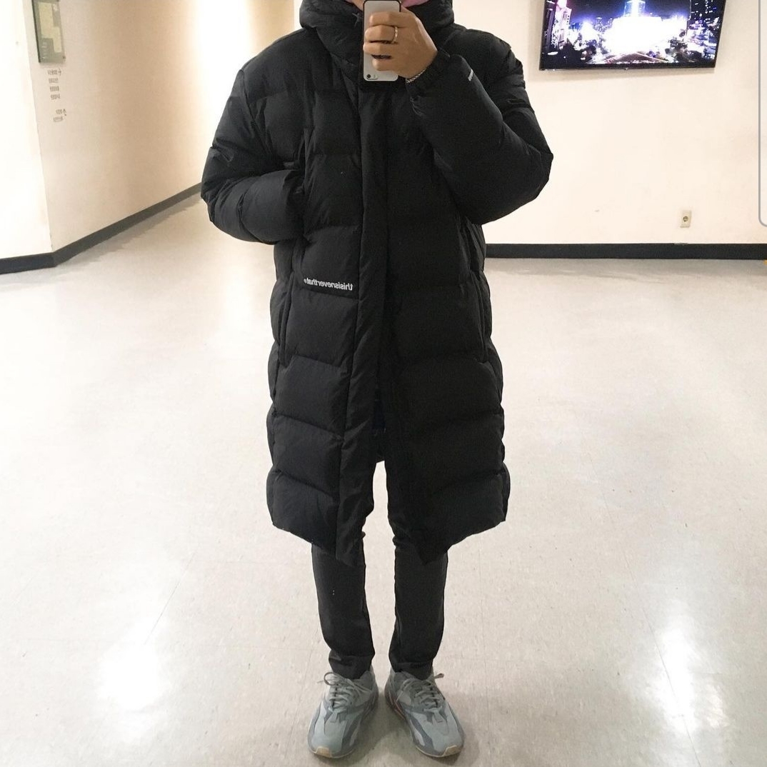 Adidas Yeezy Boost 700 Inertia 착용 스타일