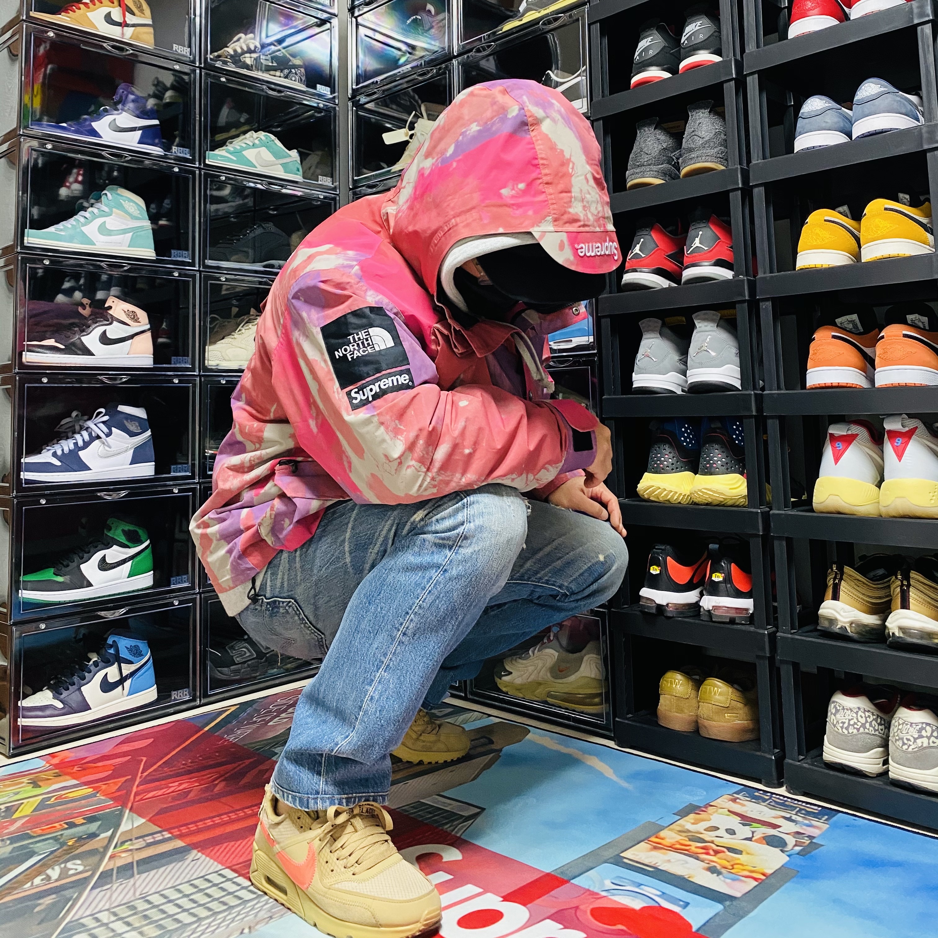 Nike x Off-White Air Max 90 V2 Desert Ore, Supreme x The North Face Cargo Jacket Multi-Color - 20SS 착용 스타일