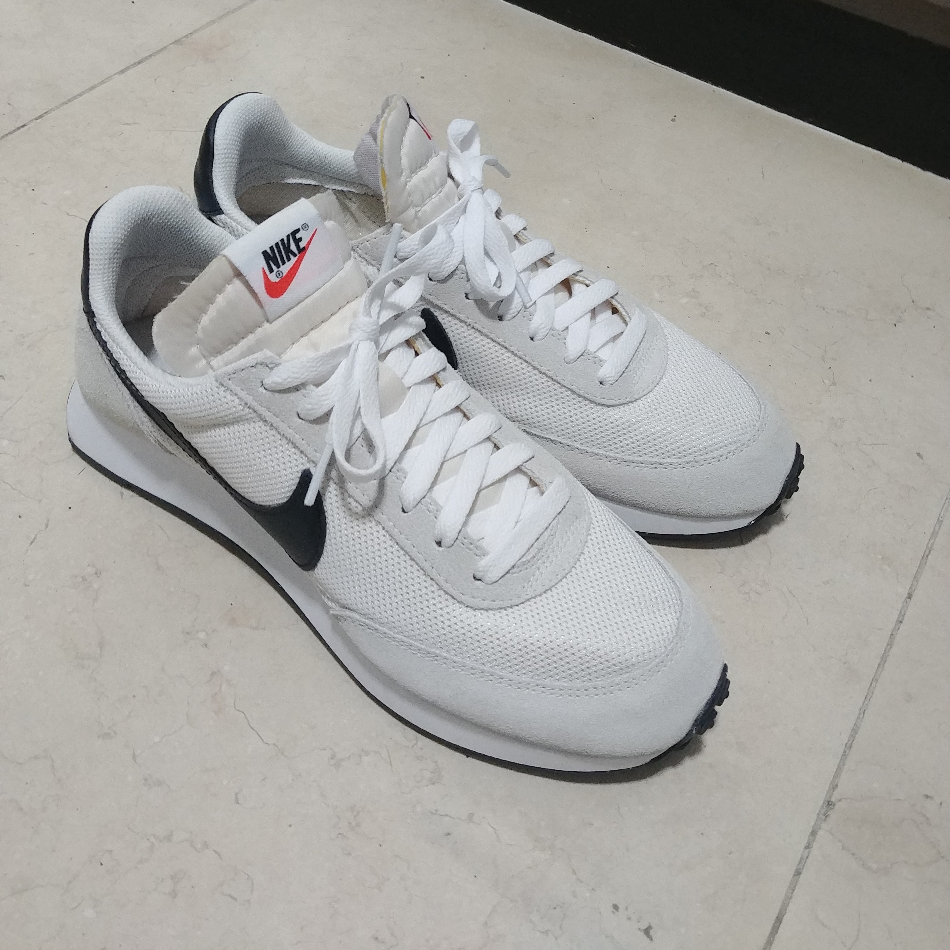 Nike Air Tailwind 79 White Phantom Black 착용 스타일