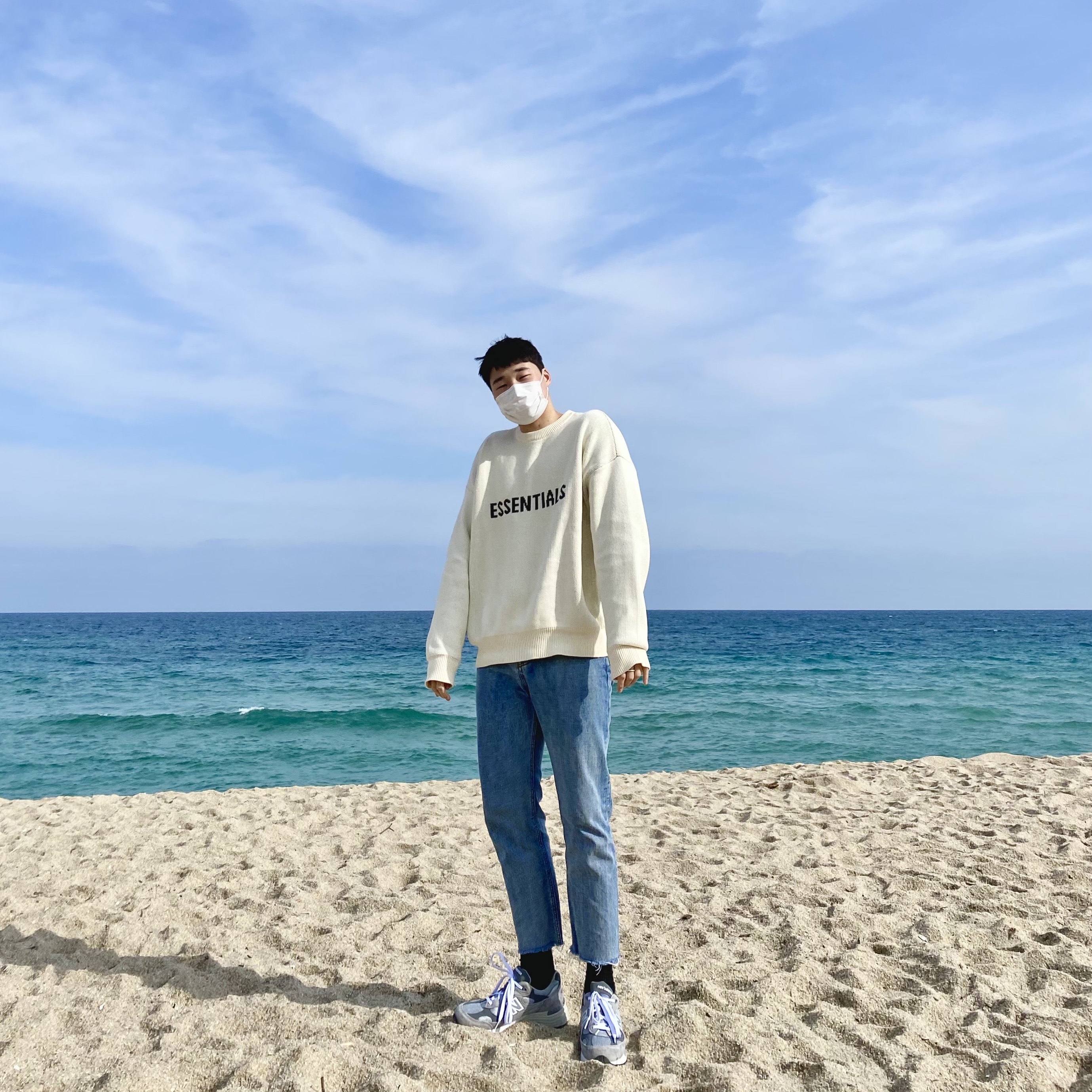 Essentials Knit Sweater Buttercream - 20SS, New Balance 992 Made in USA Grey - D Standard 착용 스타일