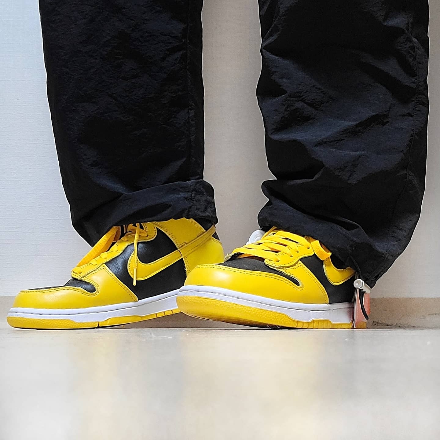 Nike Dunk High SP Varsity Maize 착용 스타일 - 5
