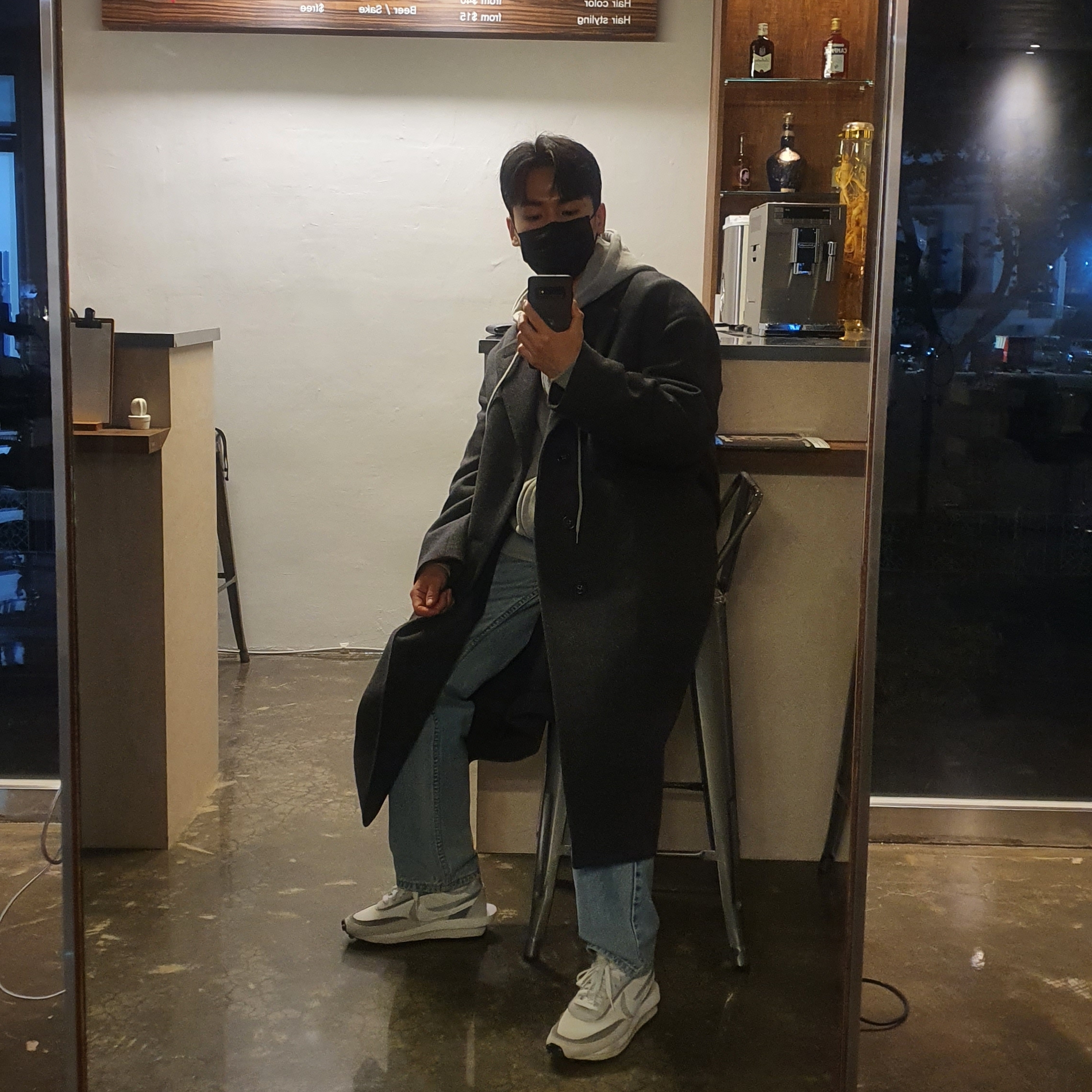Nike x Sacai LDWaffle Summit White 착용 스타일