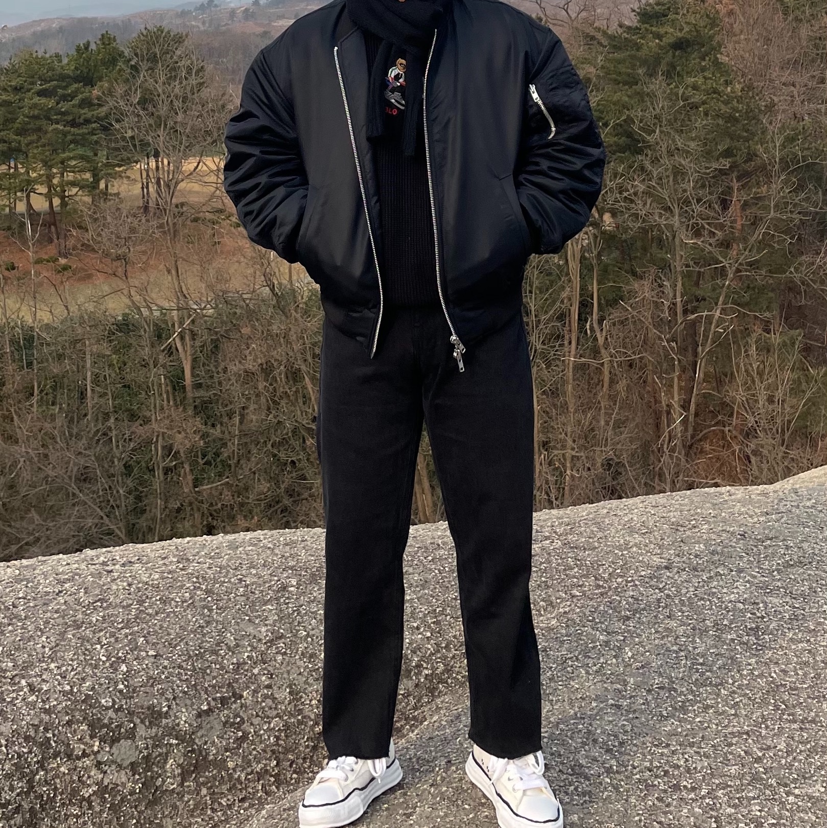 Maison Mihara Yasuhiro Peterson OG Sole Canvas Low Sneakers White 착용 스타일