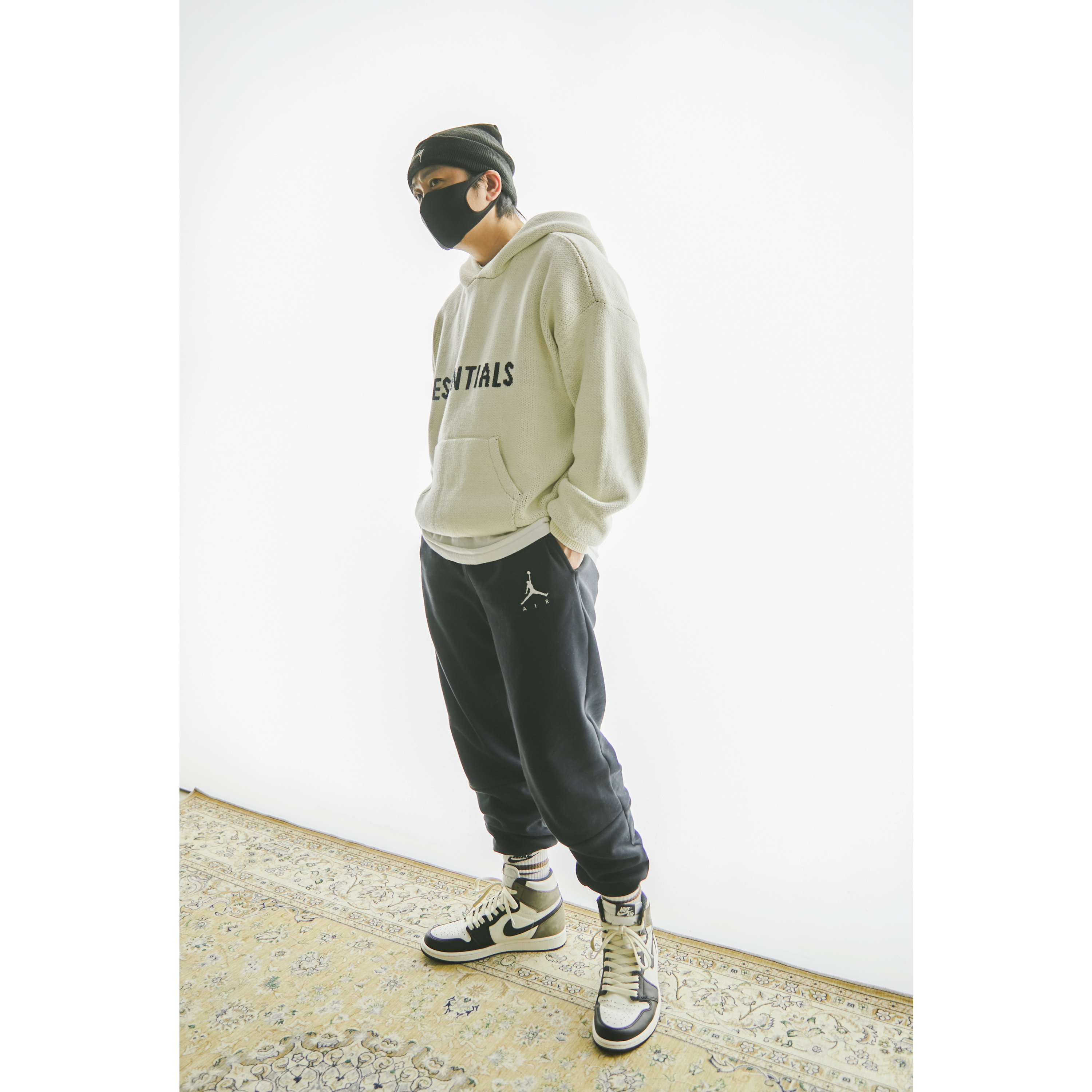 Jordan 1 Retro High OG Black Mocha, Essentials Knit Hoodie Cream - 20FW 착용 스타일 - 1