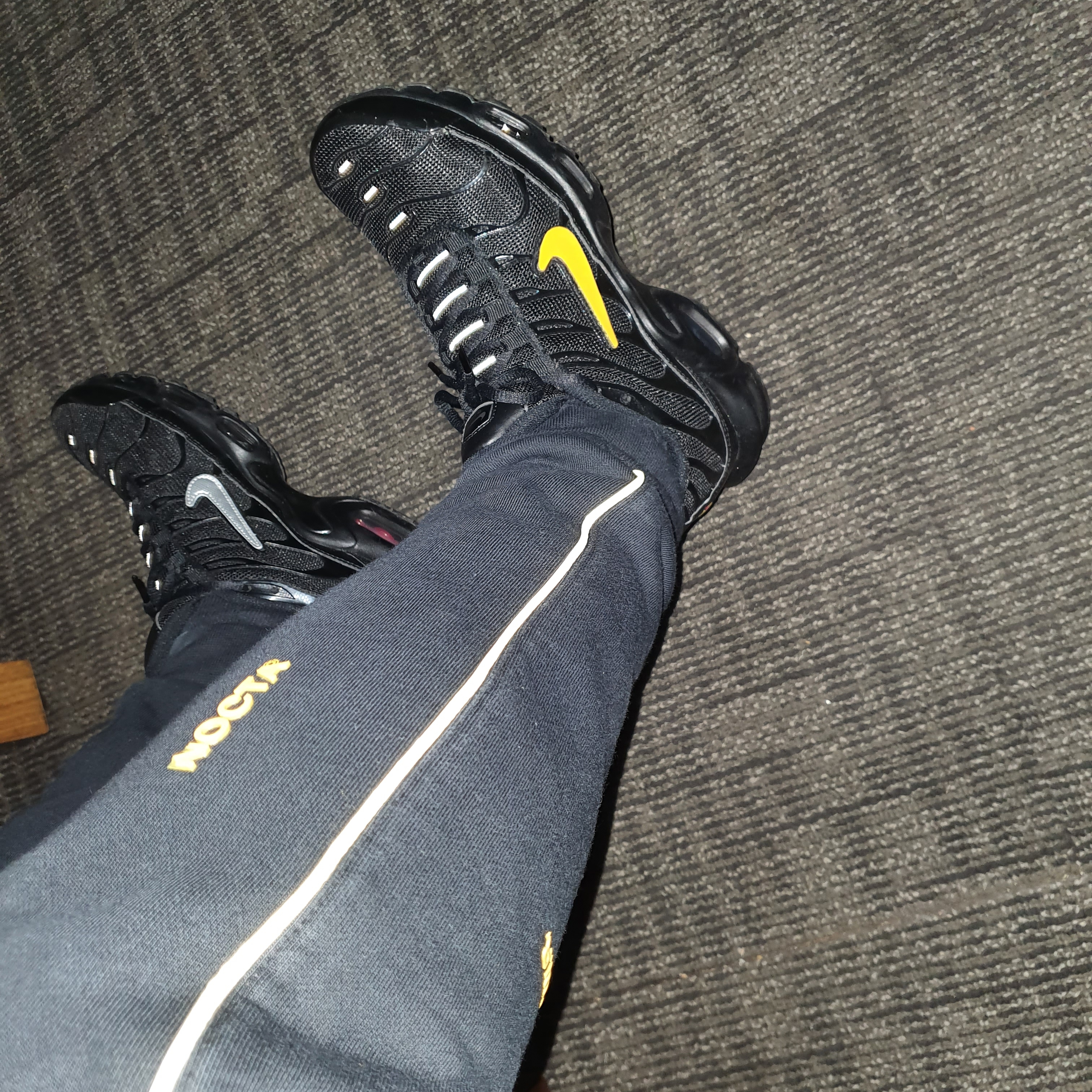 Nike x Drake Nocta Fleece Pants Black - US/EU 착용 스타일 - 4