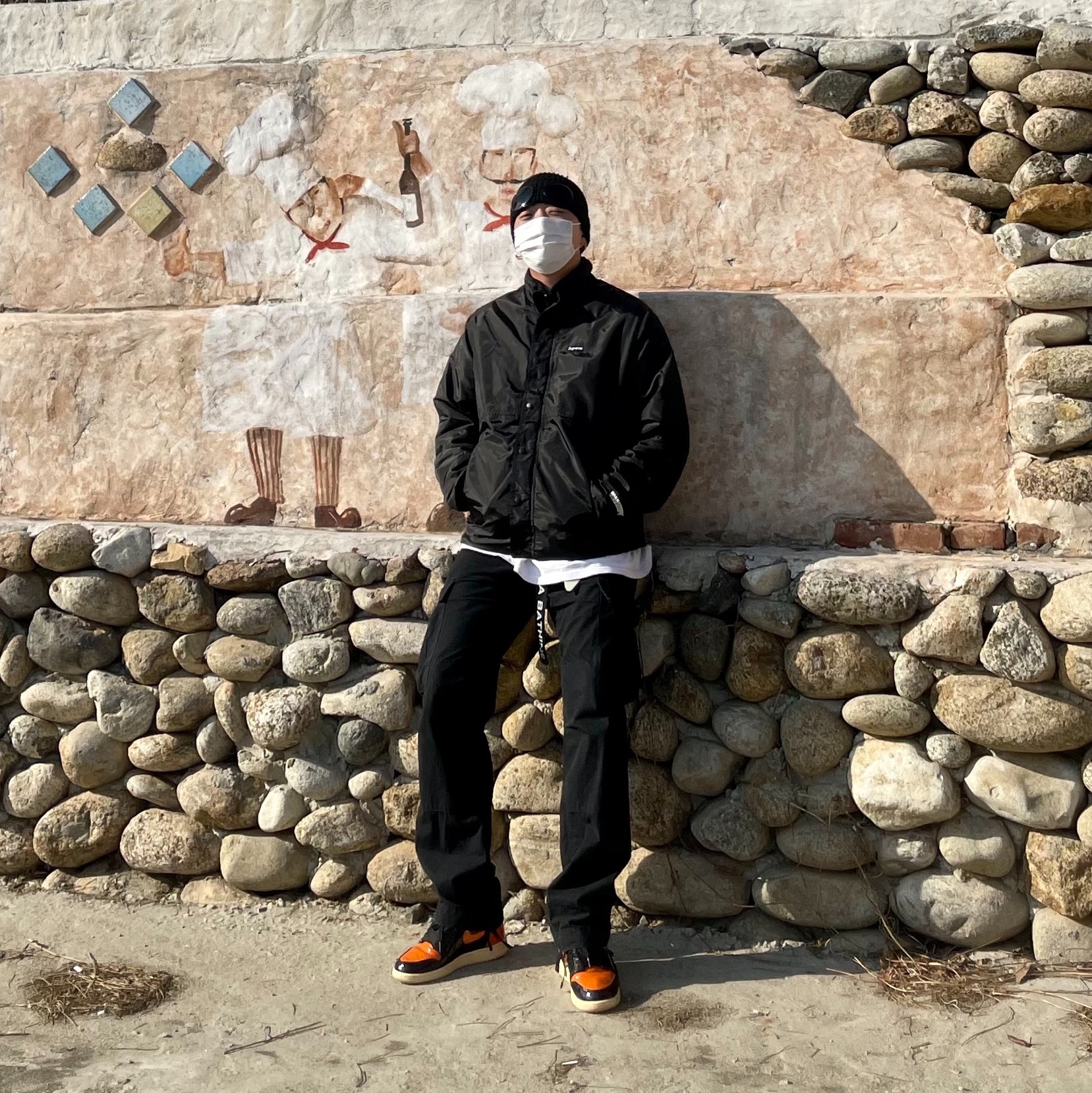 Jordan 1 Retro High Shattered Backboard 3.0, Supreme Reversible Bandana Fleece Jacket Red - 19FW 착용 스타일