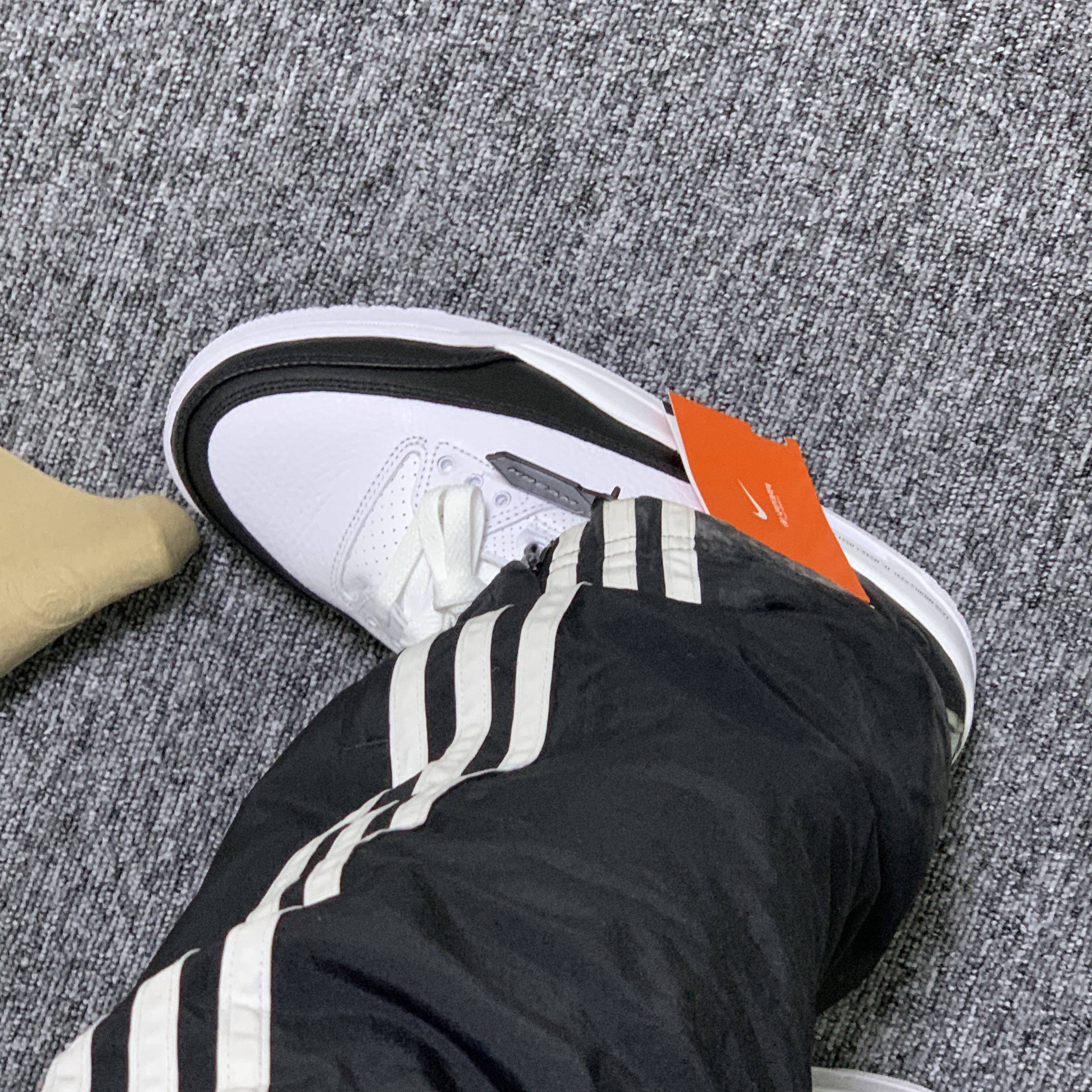 Jordan 3 x Fragment Retro SP White Black 착용 스타일