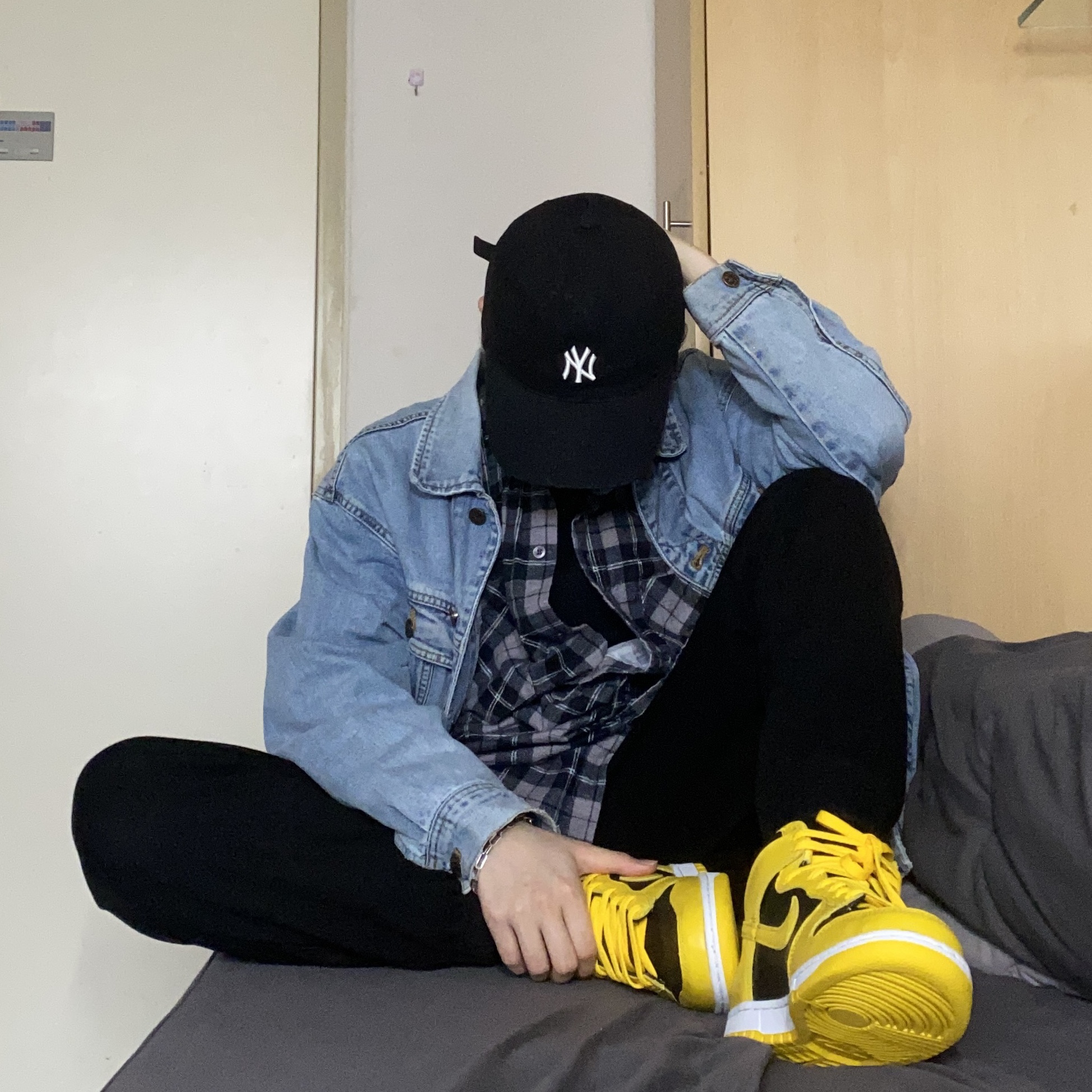 Nike Dunk High SP Varsity Maize 착용 스타일