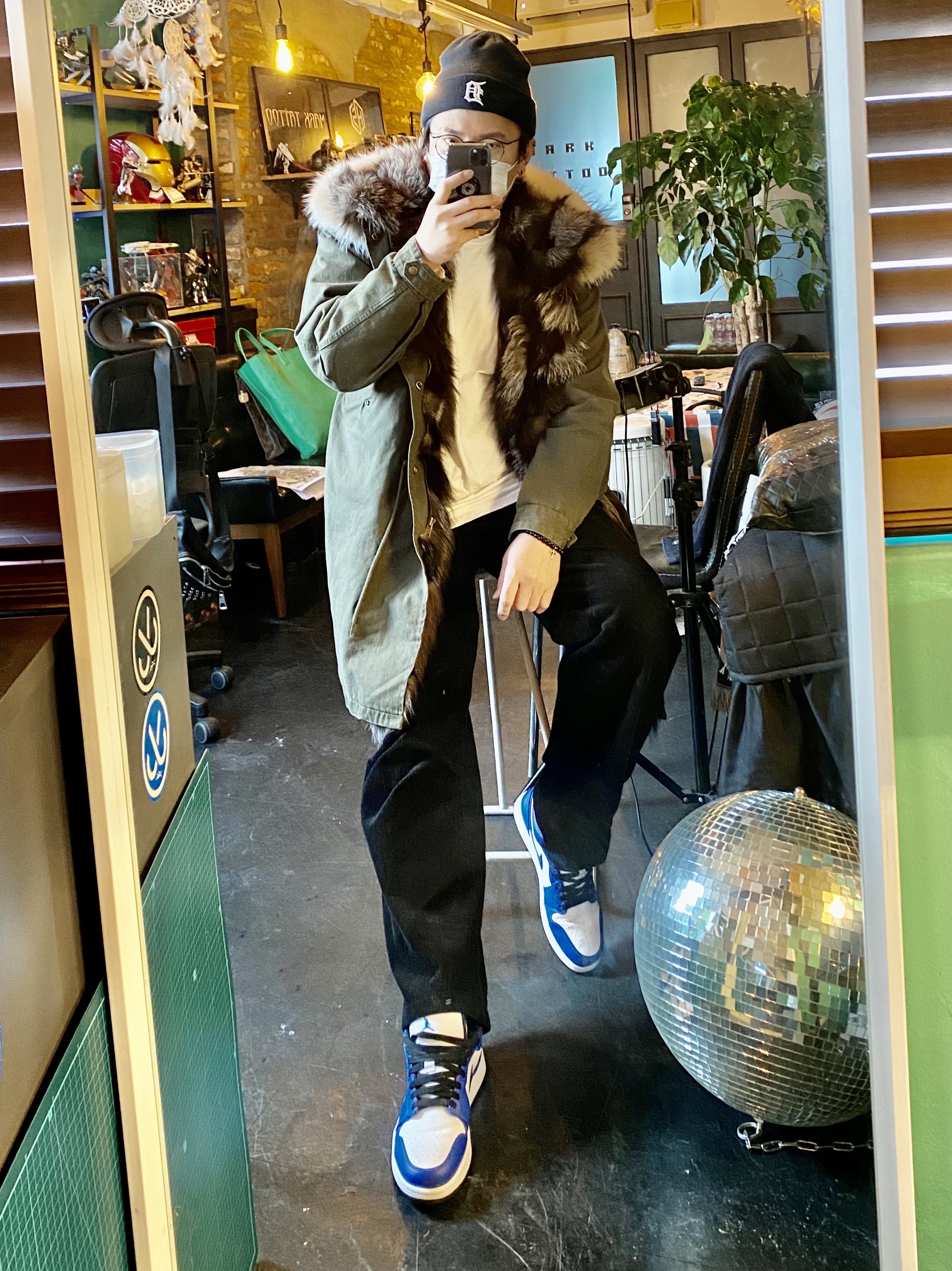 Jordan 1 Low Hyper Royal 착용 스타일