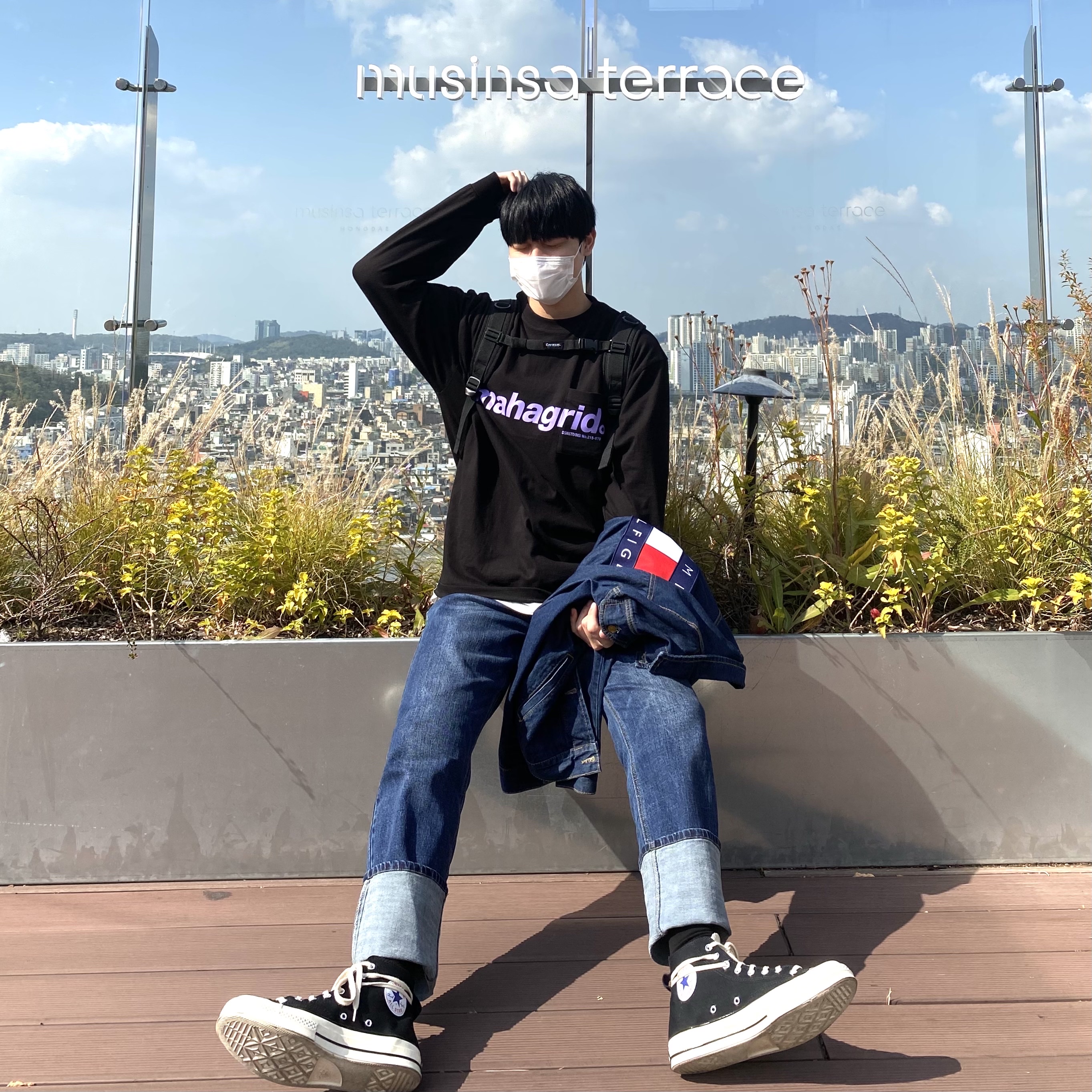 Converse x Fear of God Essentials Chuck 70 Hi Black 2020 착용 스타일 - 1