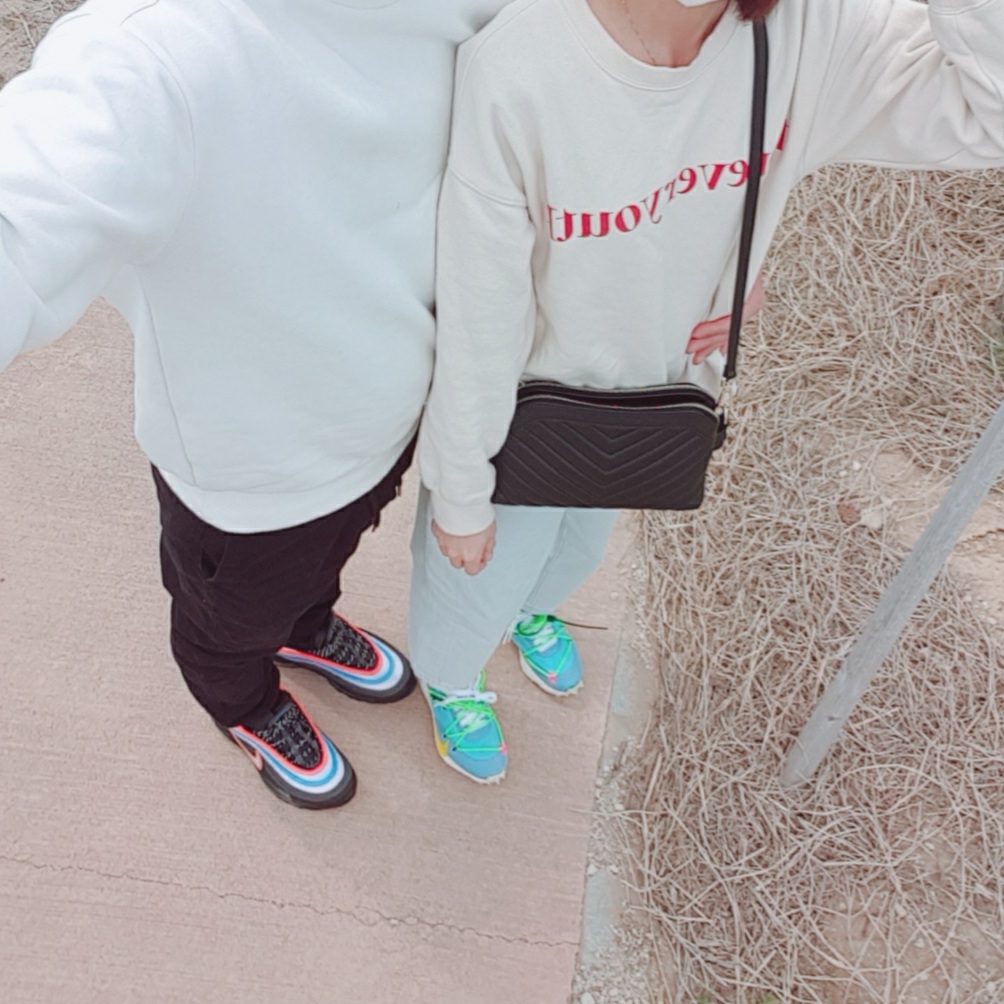 Nike Air Max 97 Neon Seoul, (W) Nike x Off-White Vapor Street Polarized Blue 착용 스타일