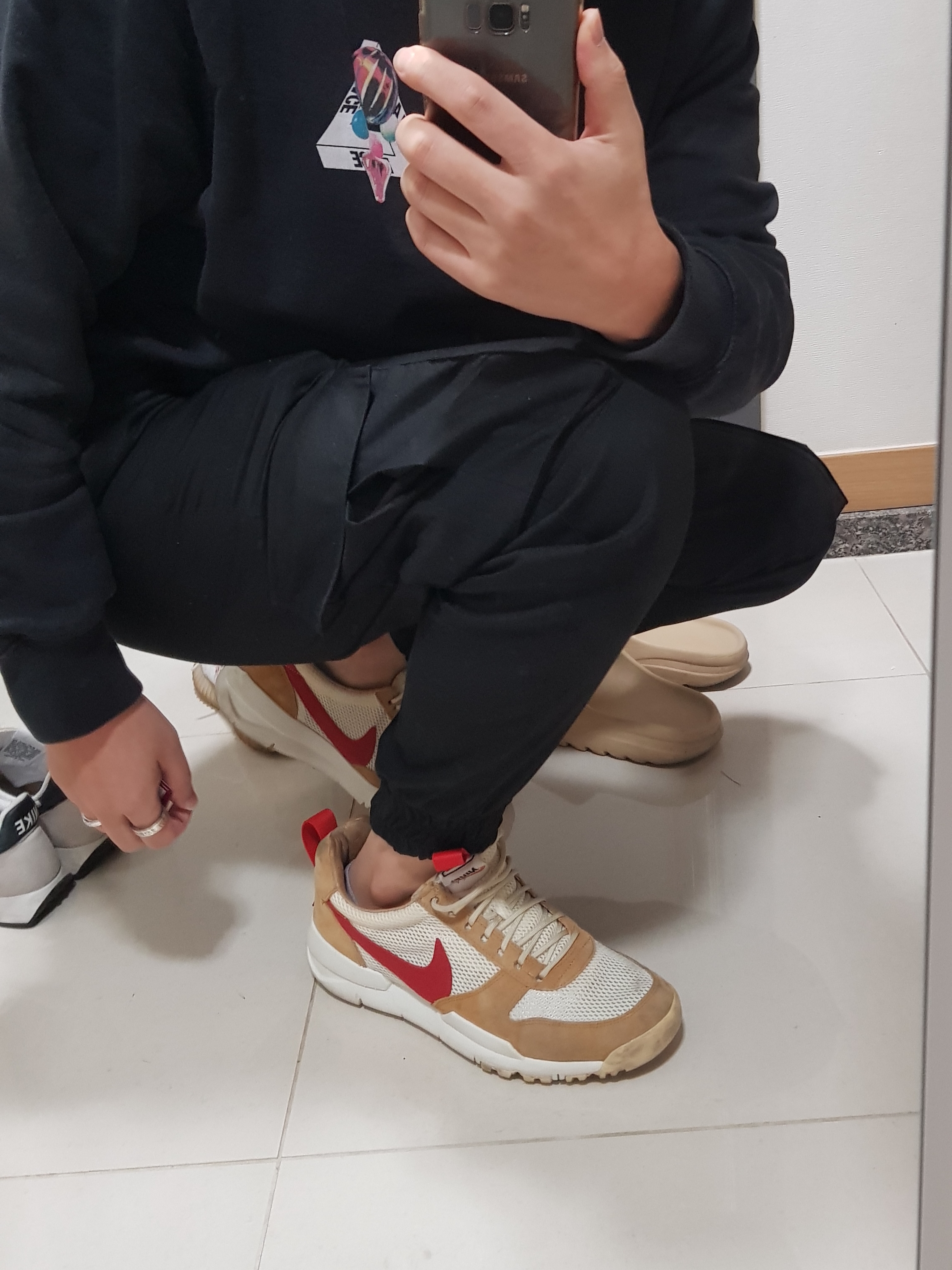 Nike x Tom Sachs Mars Yard Shoe 2.0 Space Camp 착용 스타일