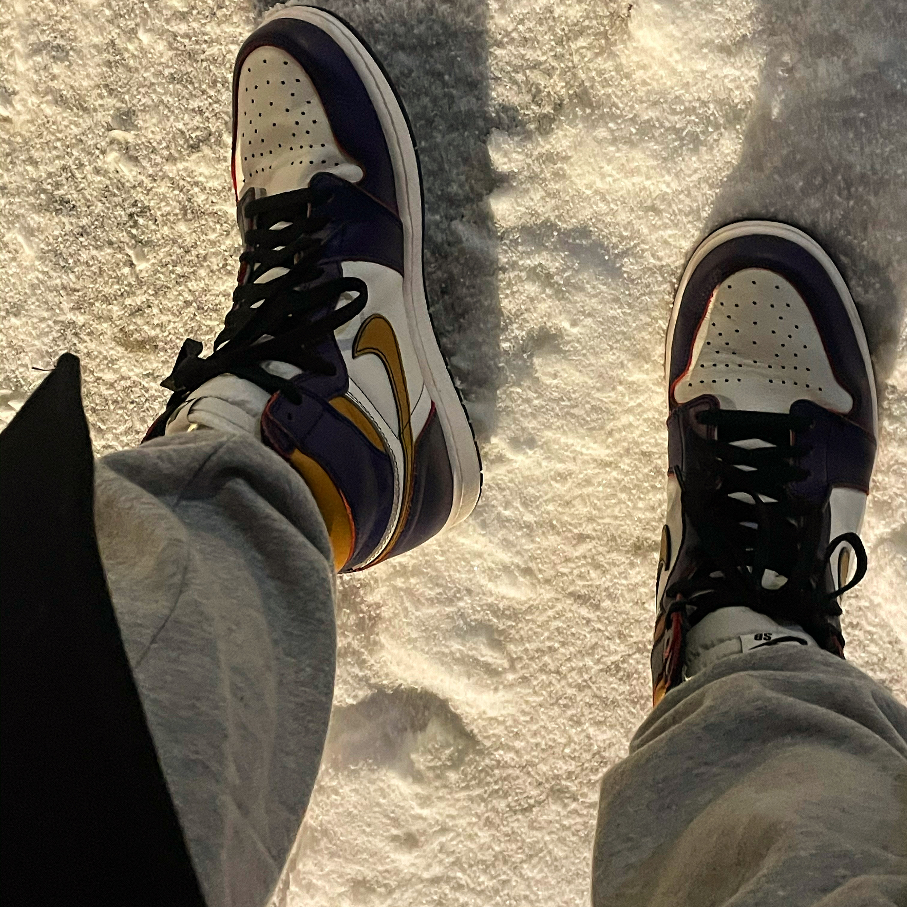 Jordan 1 Retro High OG Defiant SB LA to Chicago 착용 스타일