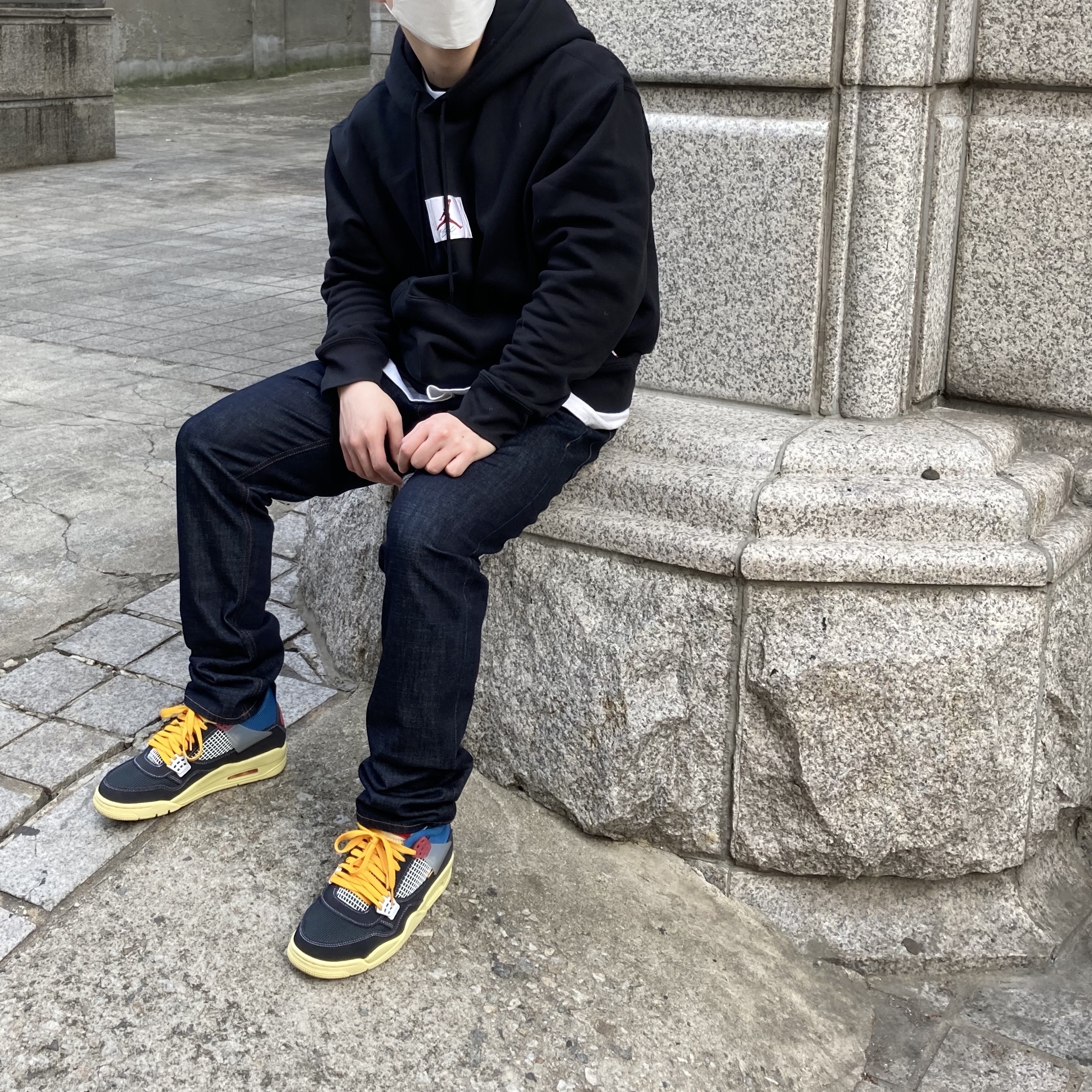 Jordan 4 x Union Retro Off Noir 착용 스타일