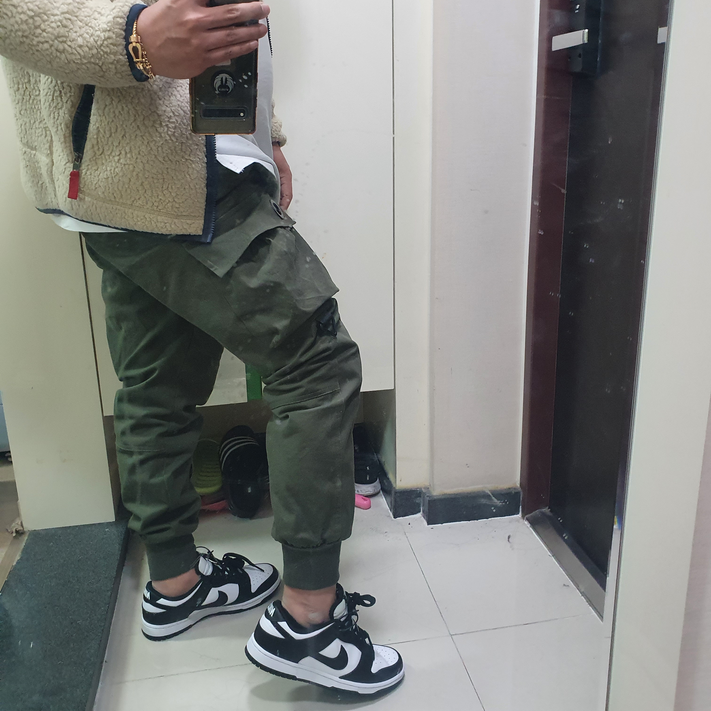 Nike Dunk Low Retro Black 착용 스타일 - 2
