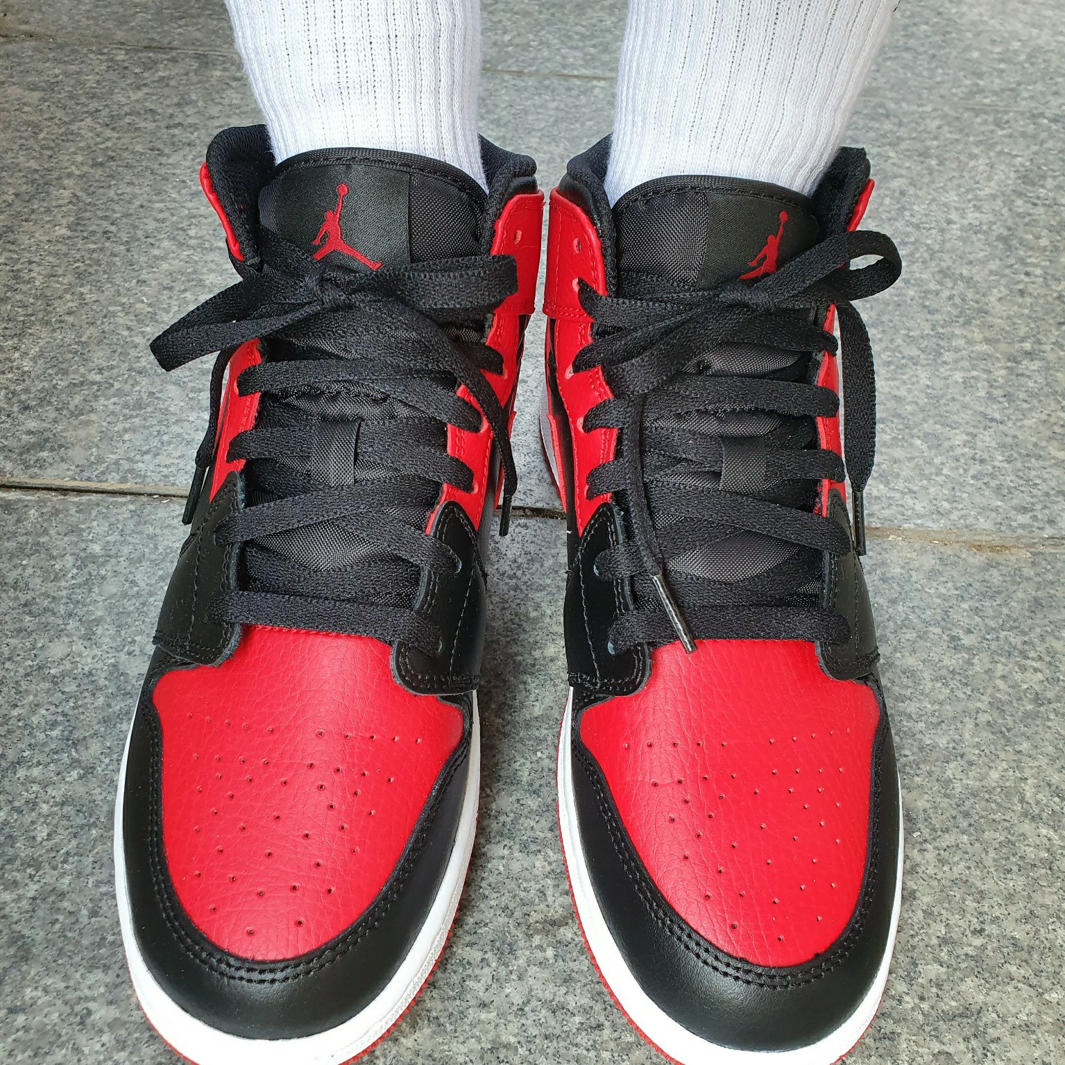 (GS) Jordan 1 Mid Bred Banned 2020 착용 스타일 - 4