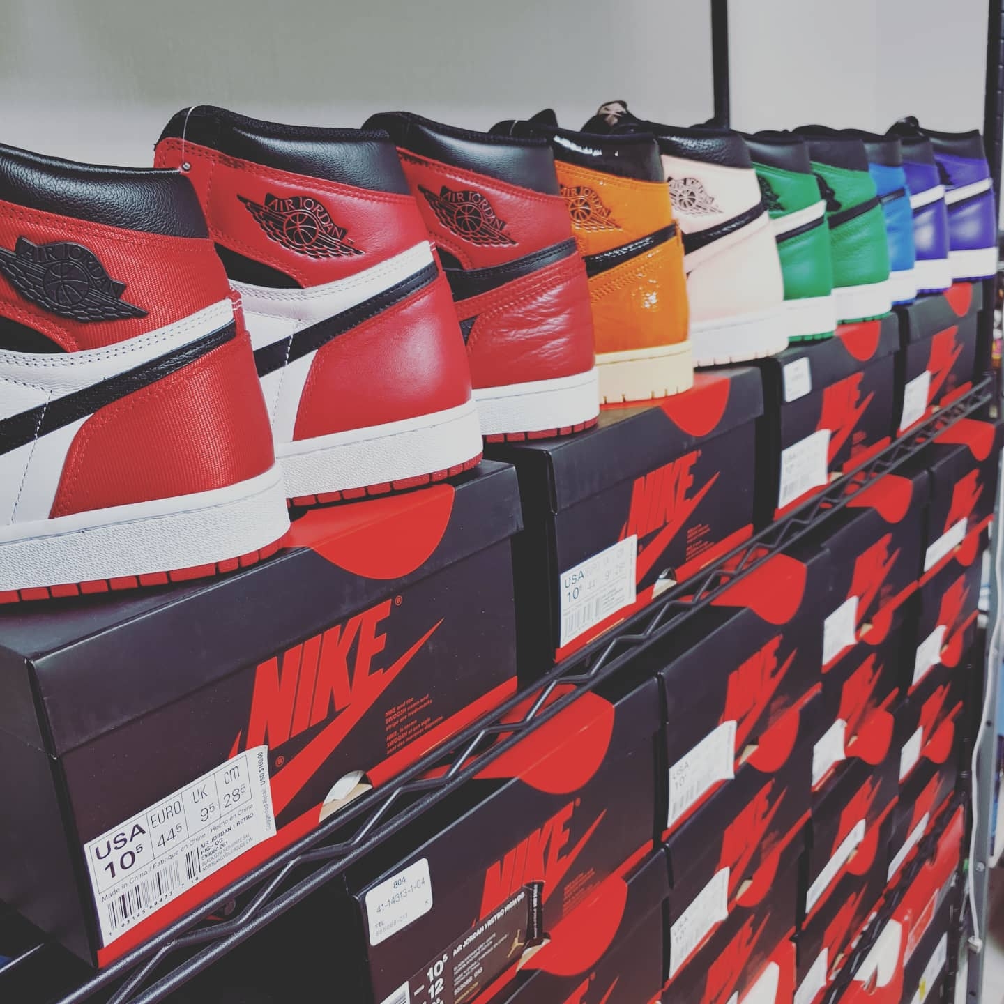 (W) Jordan 1 Retro High Satin Black Toe, Jordan 1 Retro High OG Black Toe 2016 착용 스타일 - 1