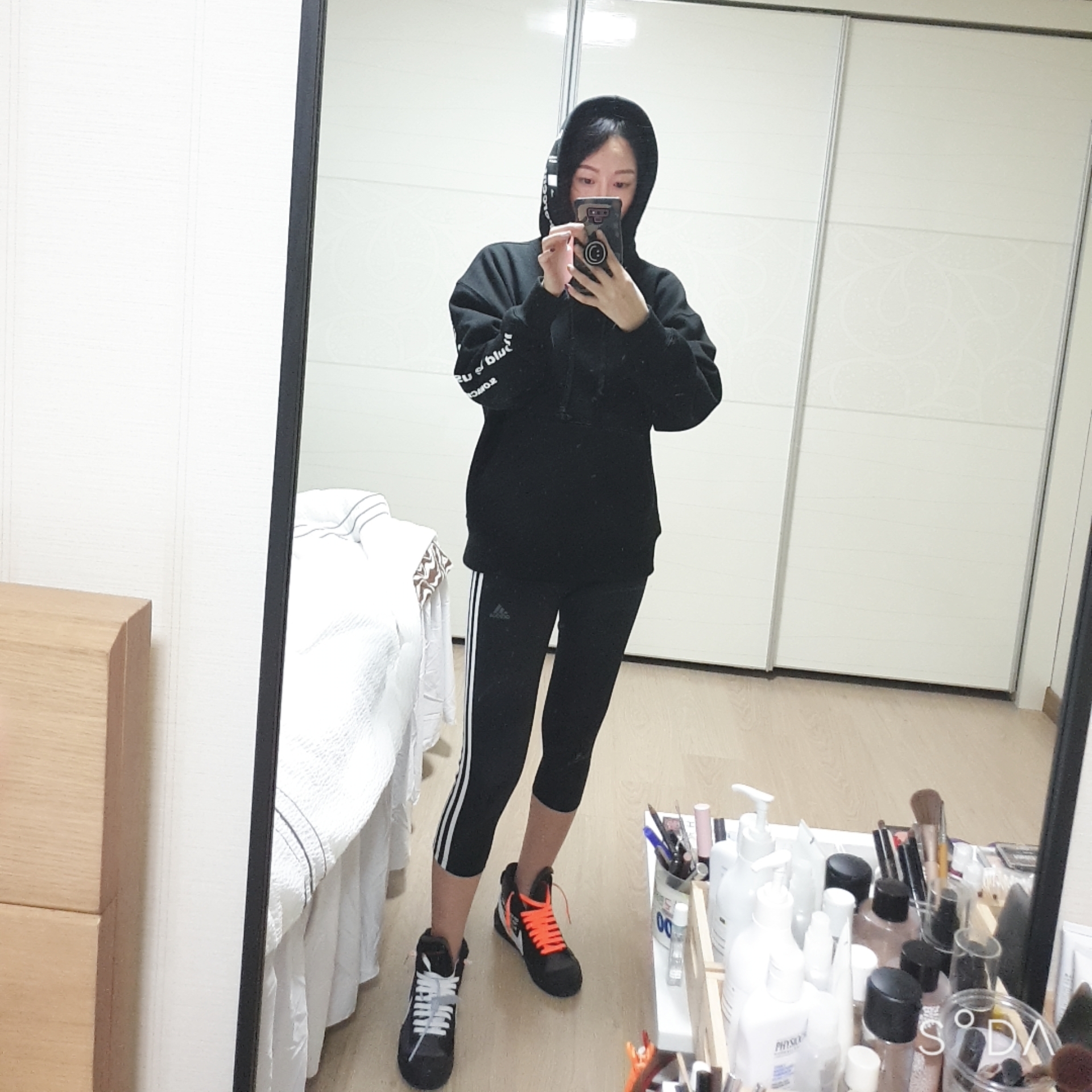 Nike x Off-White Blazer Mid Grim Reaper Black 착용 스타일