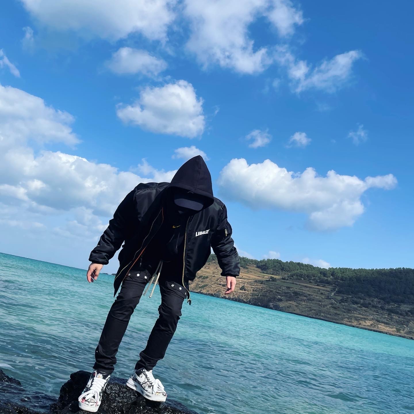 Nike x Peaceminusone Air Force 1 Low Para-Noise, Nike x Drake Nocta Essential Hoodie Black - Asia 착용 스타일 - 3