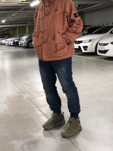 Supreme x Stone Island Riot Mask Camo Jacket Coral - 19SS 착용 스타일