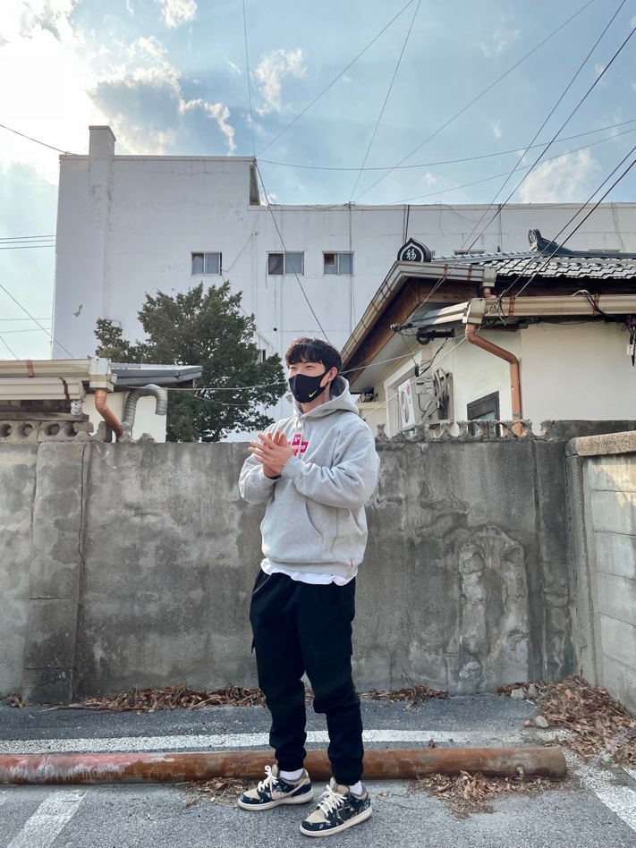 Supreme Cross Box Logo Hooded Sweatshirt Heather Grey - 20FW, Nike x Travis Scott SB Dunk Low 착용 스타일