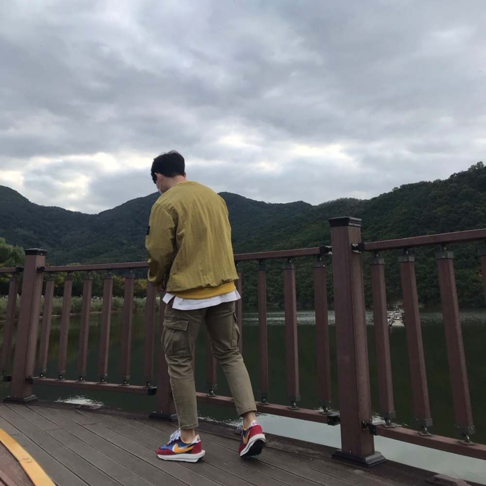 Nike x Sacai LDWaffle Blue Multi 착용 스타일