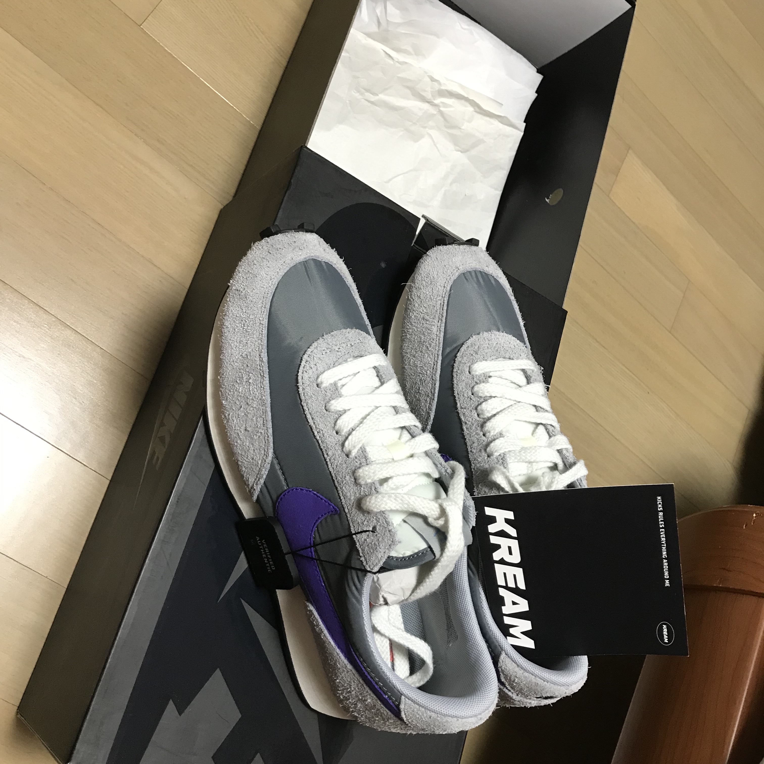 Nike Daybreak SP Cool Grey Hyper Grape 착용 스타일 - 1