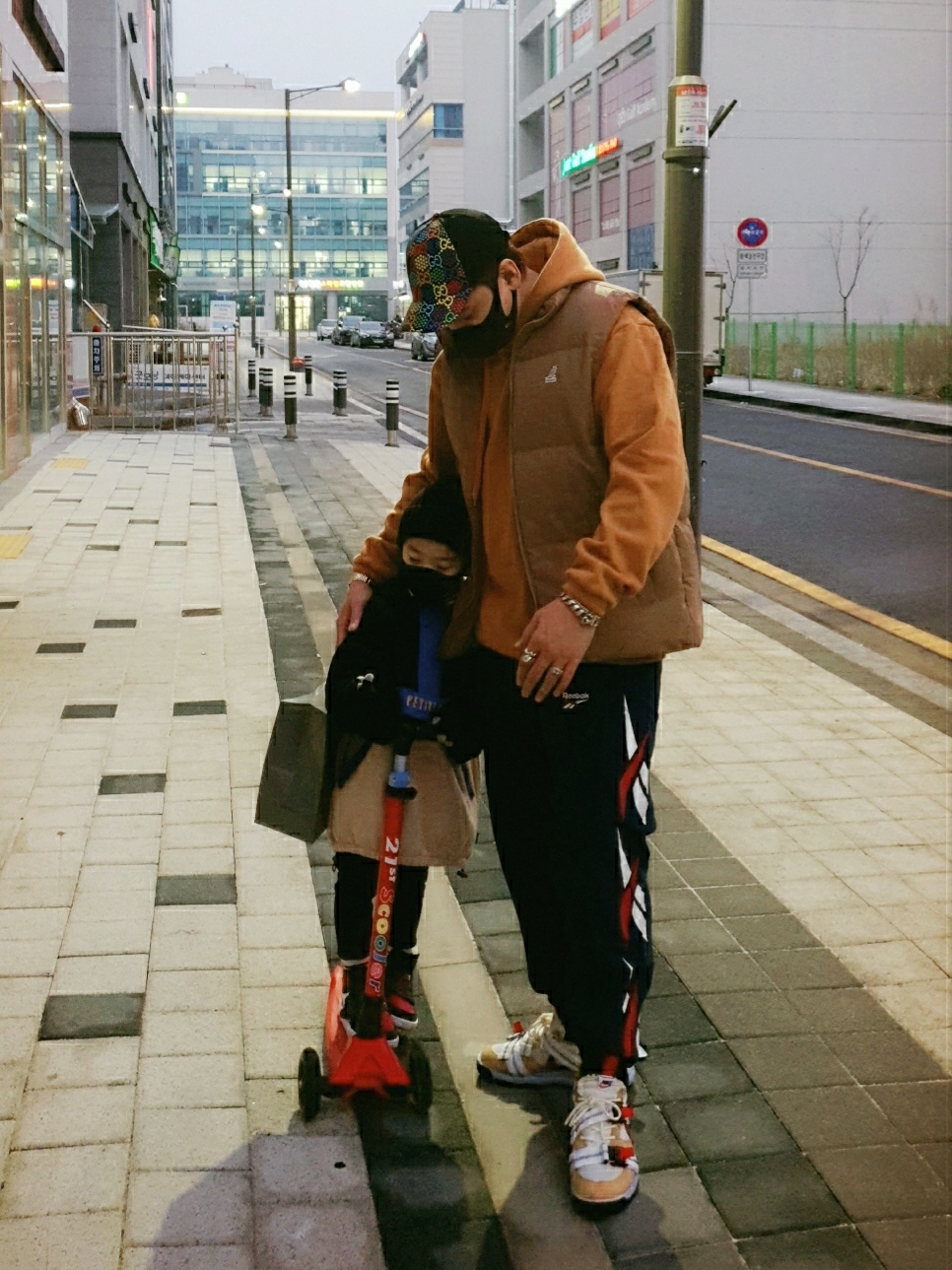 Nike x Tom Sachs Mars Yard Overshoe 3.0 착용 스타일 - 2