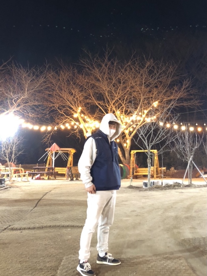 Essentials 3D Silicon Applique Pullover Hoodie Oatmeal/Oatmeal Heather/Light Heather Oatmeal 2020, Essentials Sweatpants Oatmeal/Oatmeal Heather/Light Heather Oatmeal 2020 착용 스타일