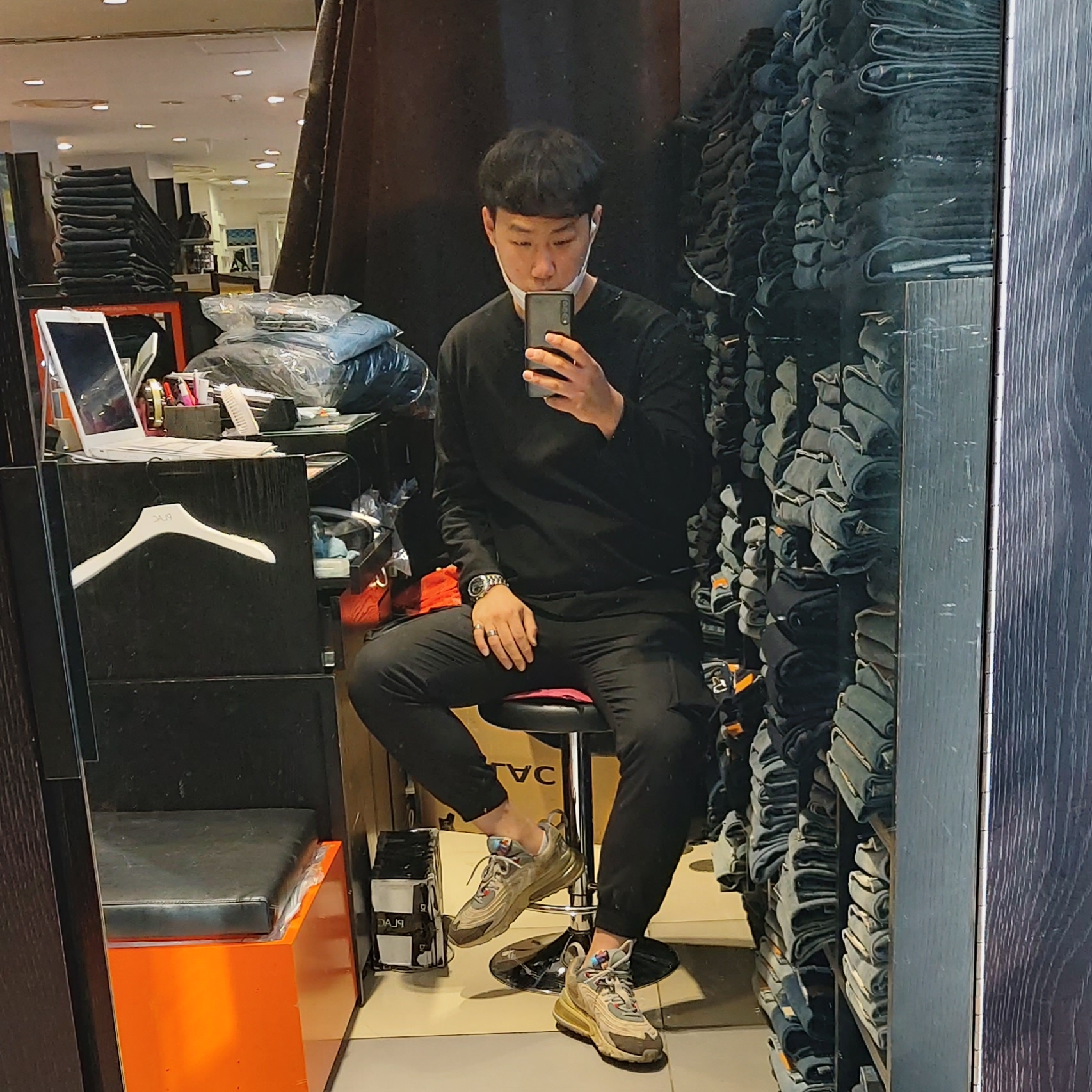 Nike x Travis Scott Air Max 270 React Cactus Trails 착용 스타일