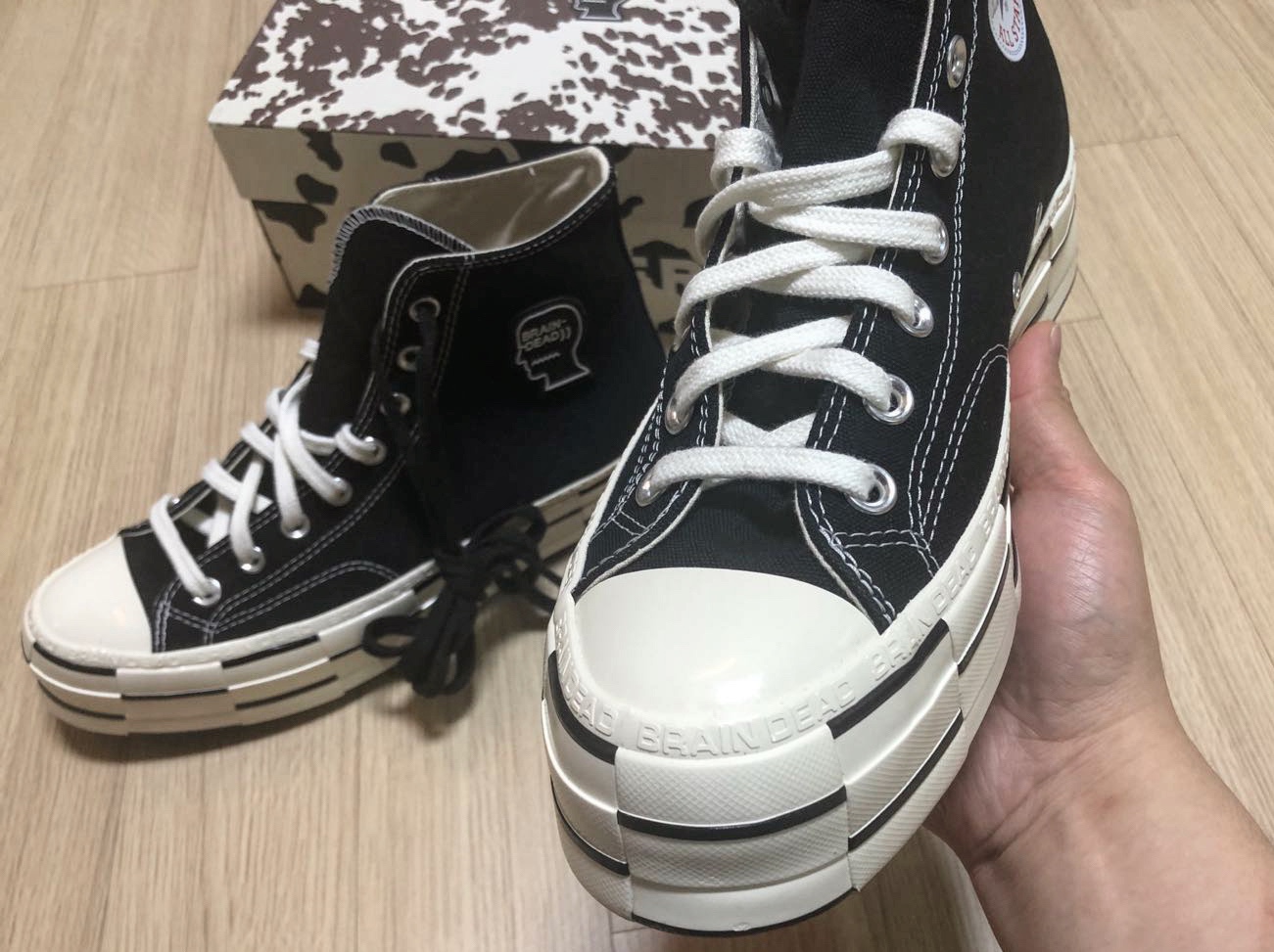 Converse x Brain Dead Chuck 70 Hi Black 착용 스타일 - 2