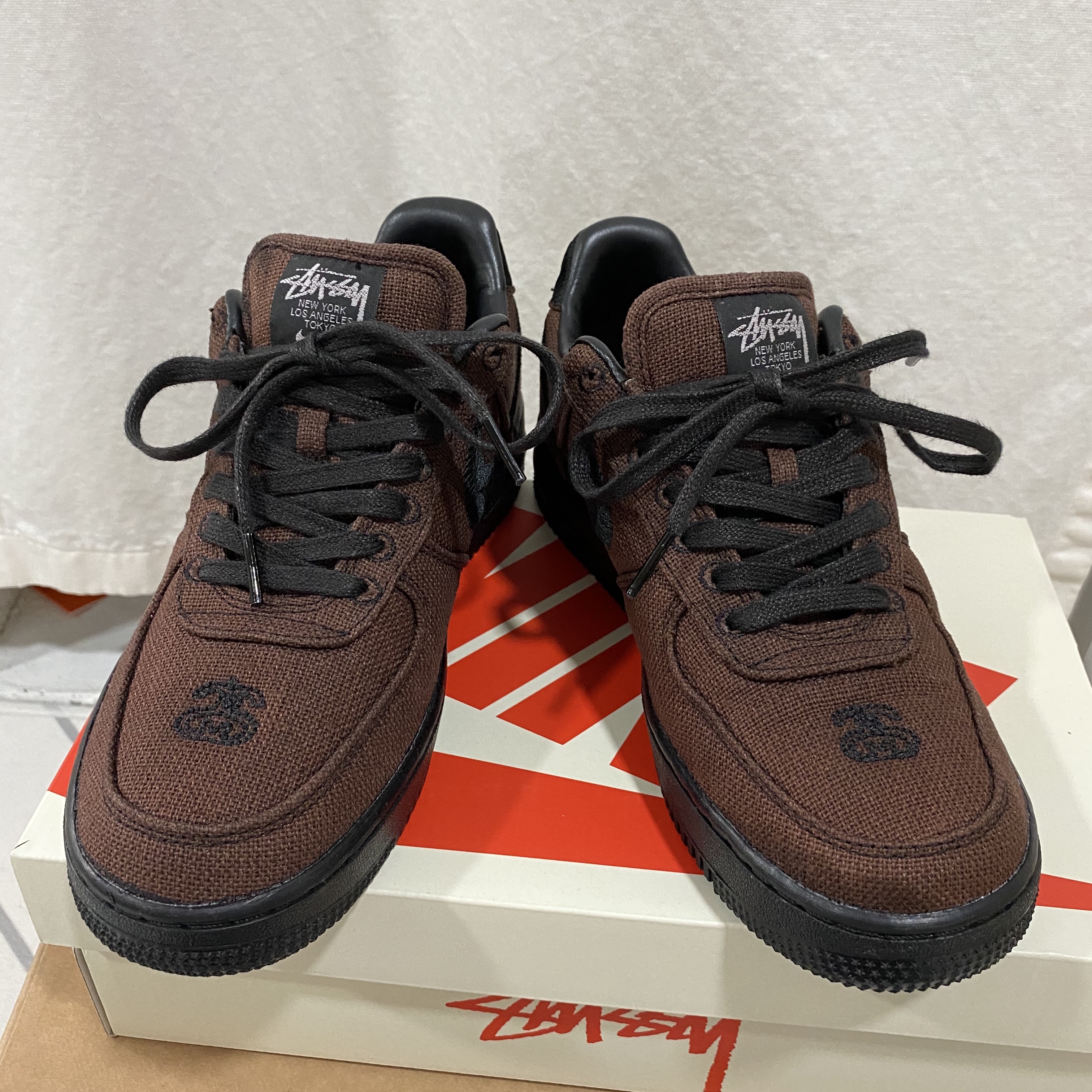 Nike x Stussy Air Force 1 Low Triple Black 착용 스타일