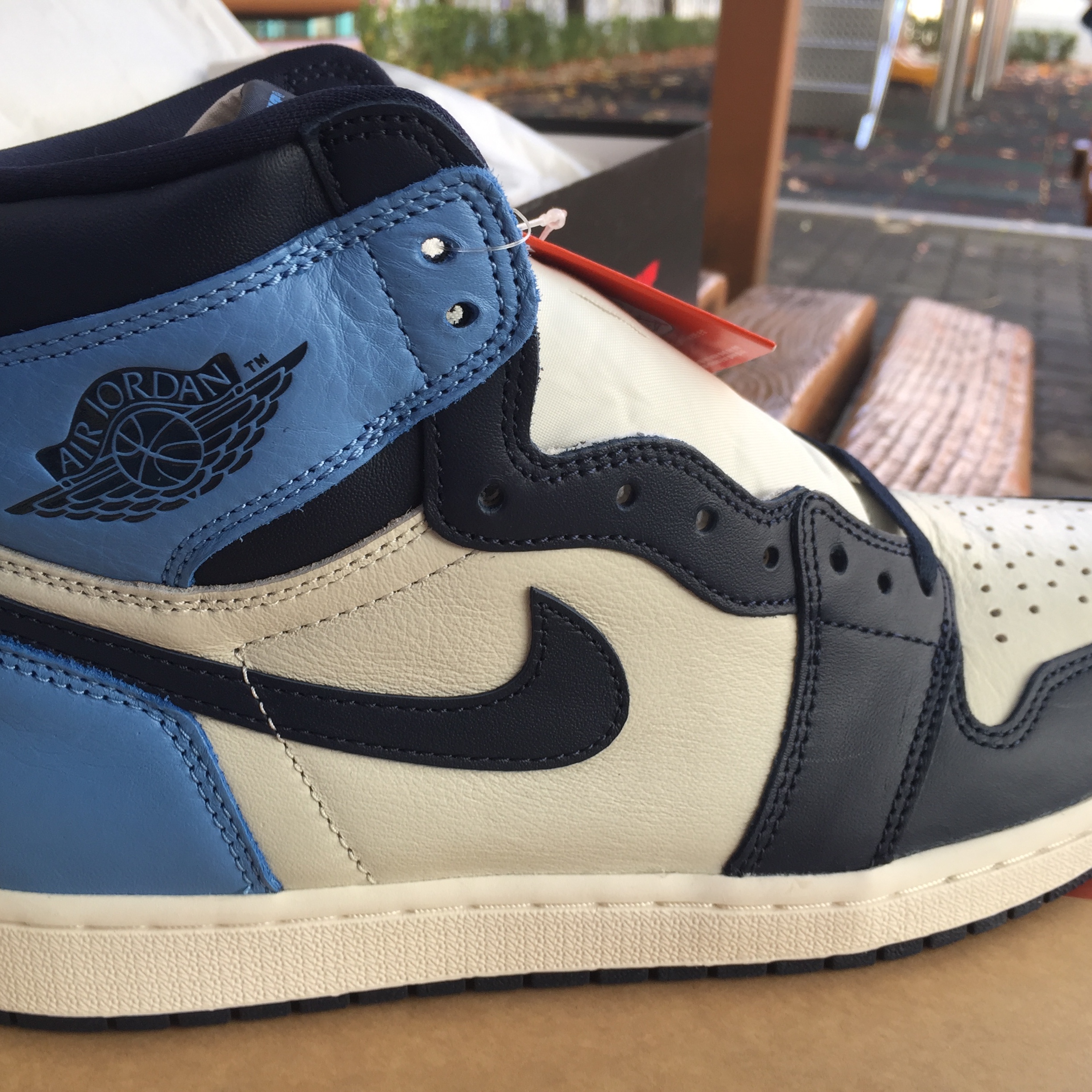 Jordan 1 Retro High Obsidian UNC 착용 스타일 - 1