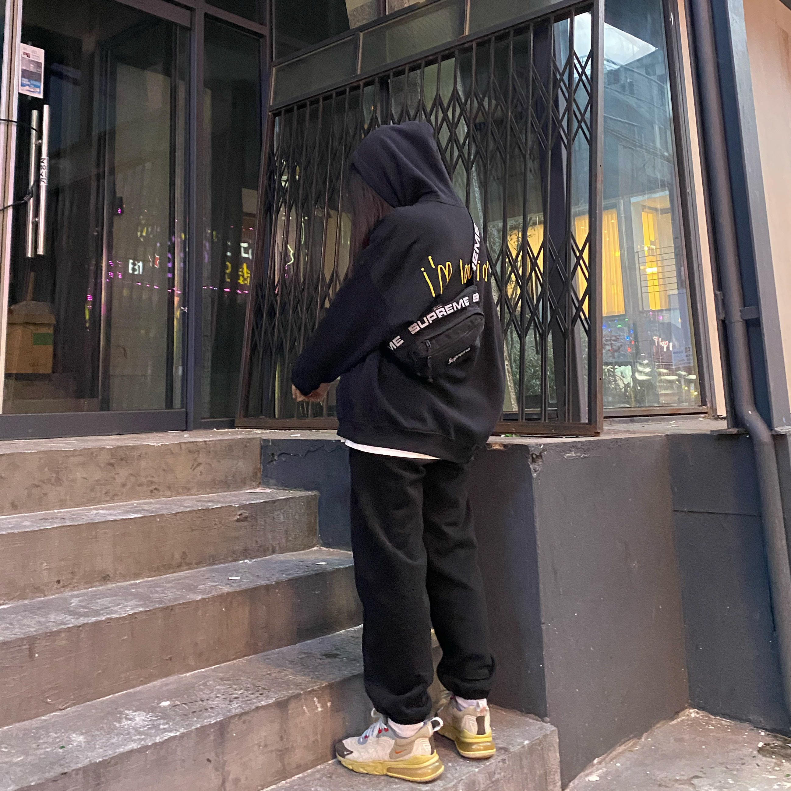 Nike x Travis Scott Air Max 270 React Cactus Trails 착용 스타일