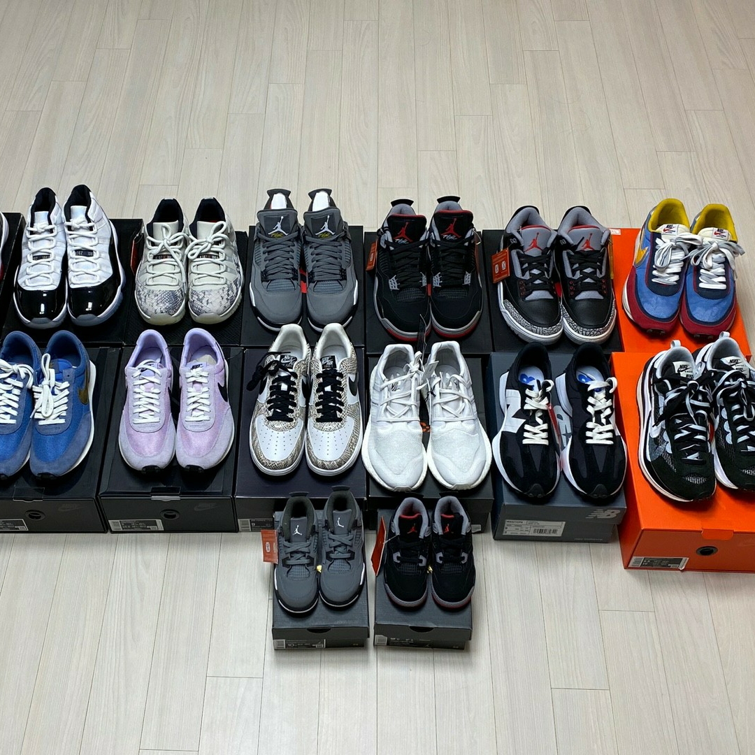 Nike Air Force 1 Low Retro Cocoa Snake 2018, Nike x Sacai VaporWaffle Black White 착용 스타일