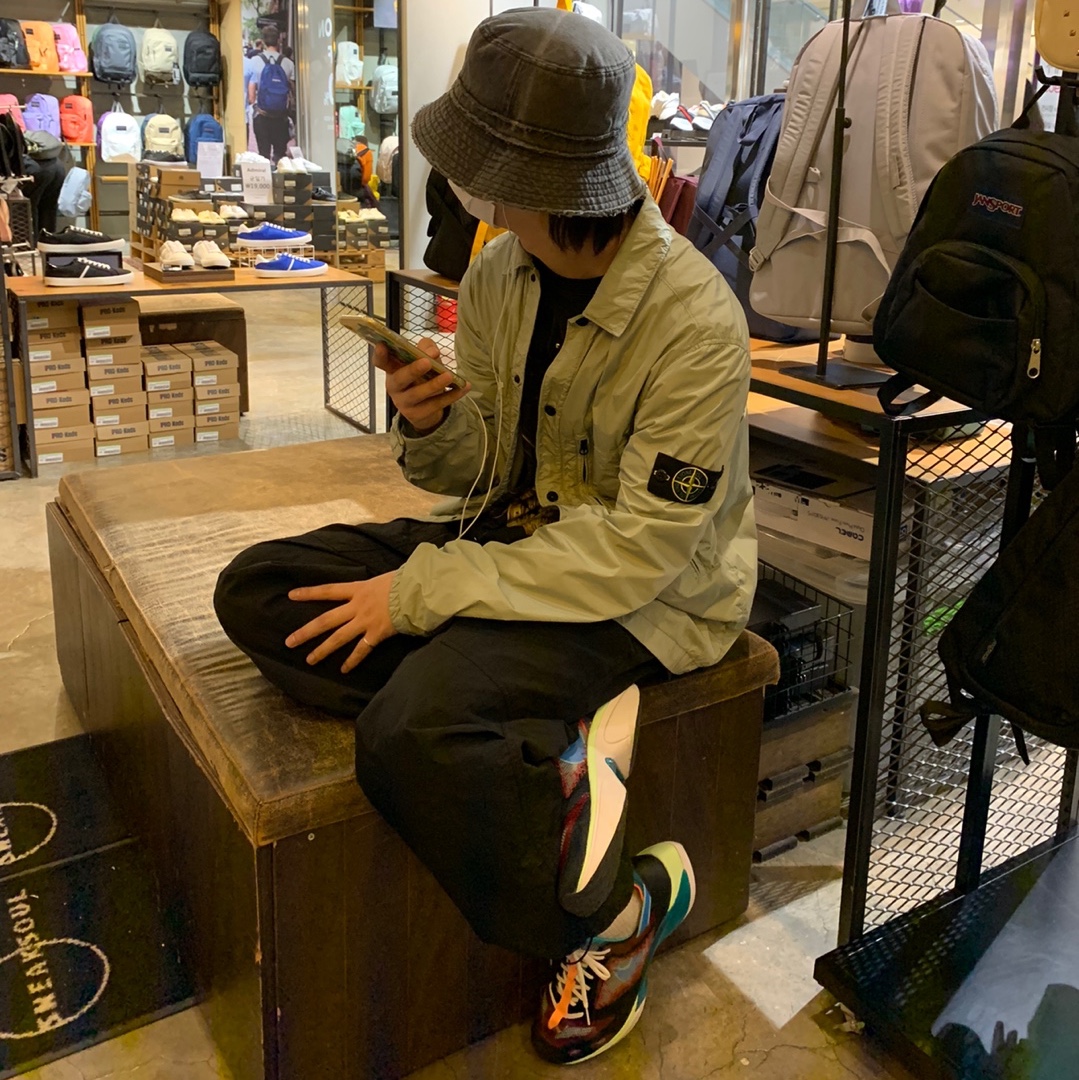 Nike N110 D/MS/X Flyknit Black Blue Hero University Red 착용 스타일