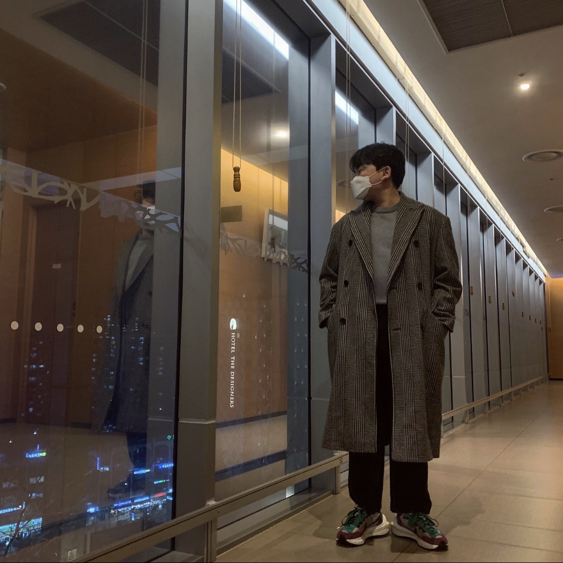 Nike x Sacai VaporWaffle String & Black Villain Red 착용 스타일